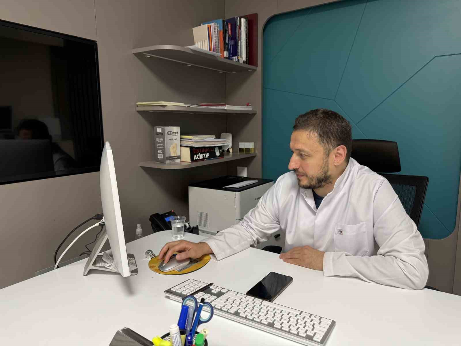 Elektrik &ccedil;arpmalarında &lsquo;İlk yardım&rsquo; uyarısı: "Ne kadar erken kalp masajı hayatta kalma şansı o kadar y&uuml;ksek"
