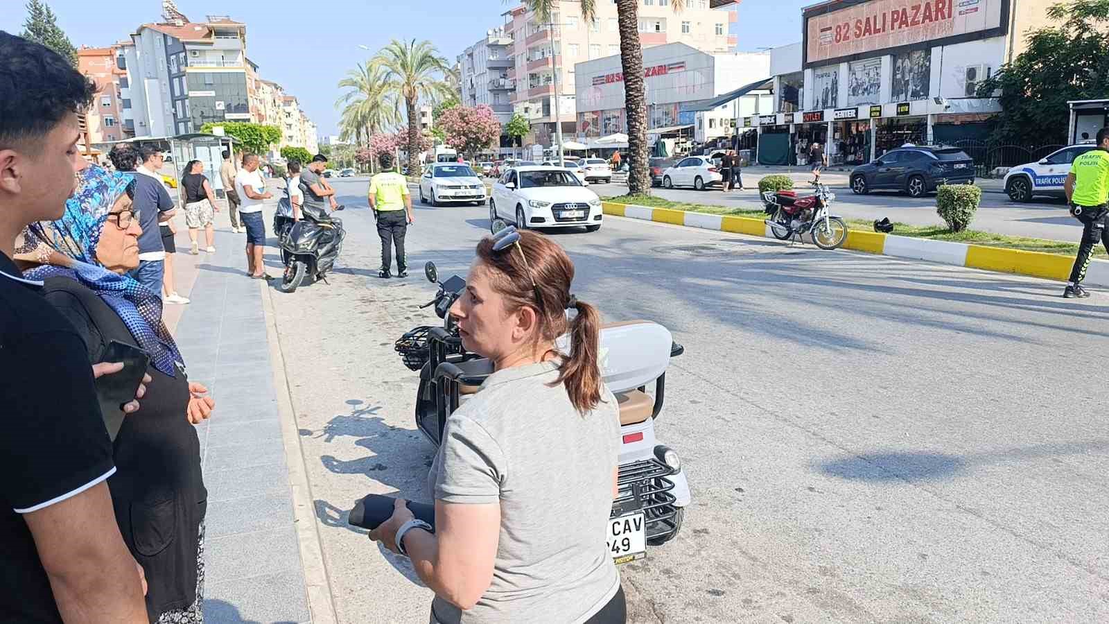Manavgat&rsquo;ta motosiklet kazası: 1 yaralı
