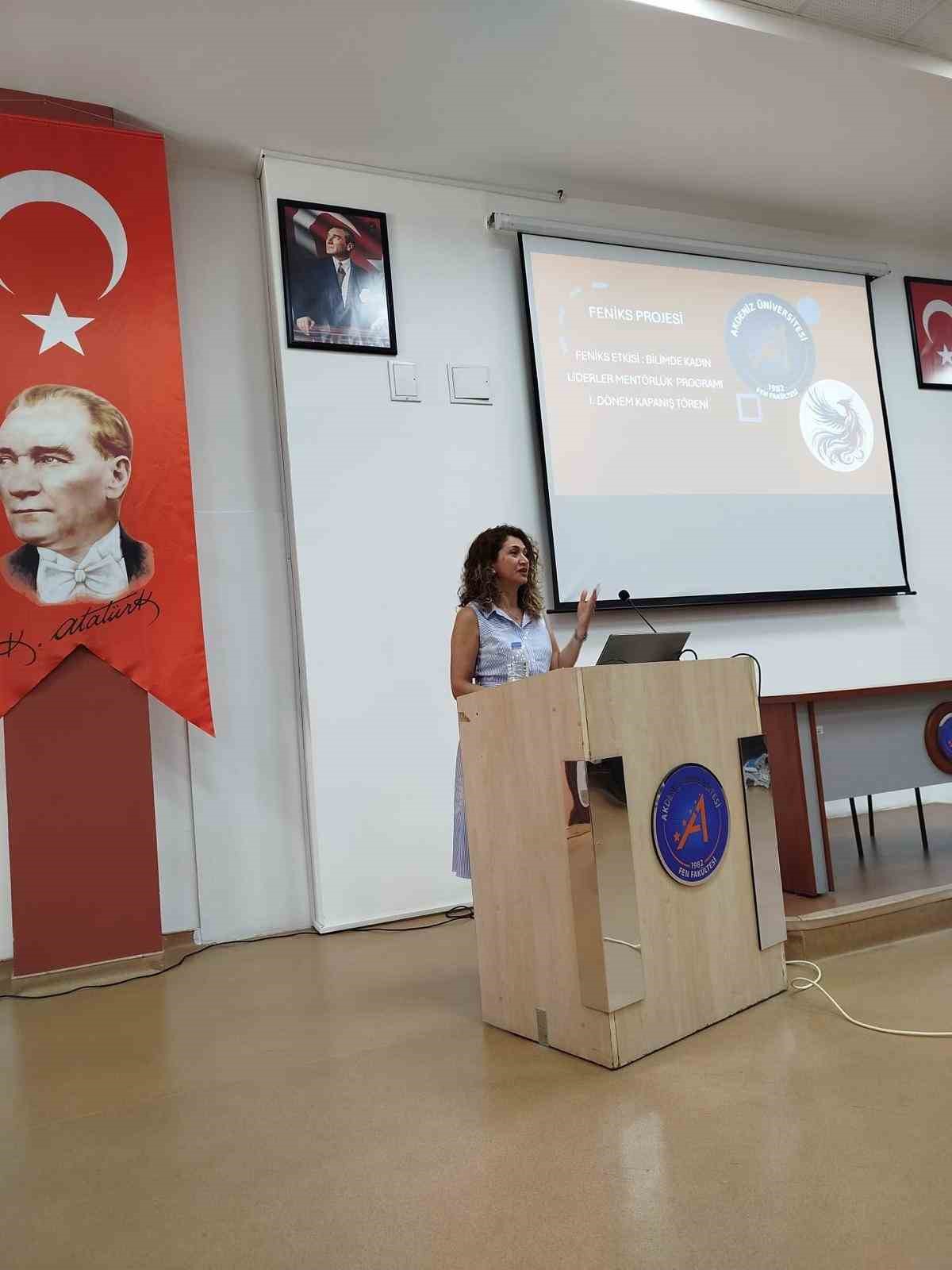 Akdeniz &Uuml;niversitesi&rsquo;nde kadın &ouml;ğrencilere bilimde liderlik desteği
