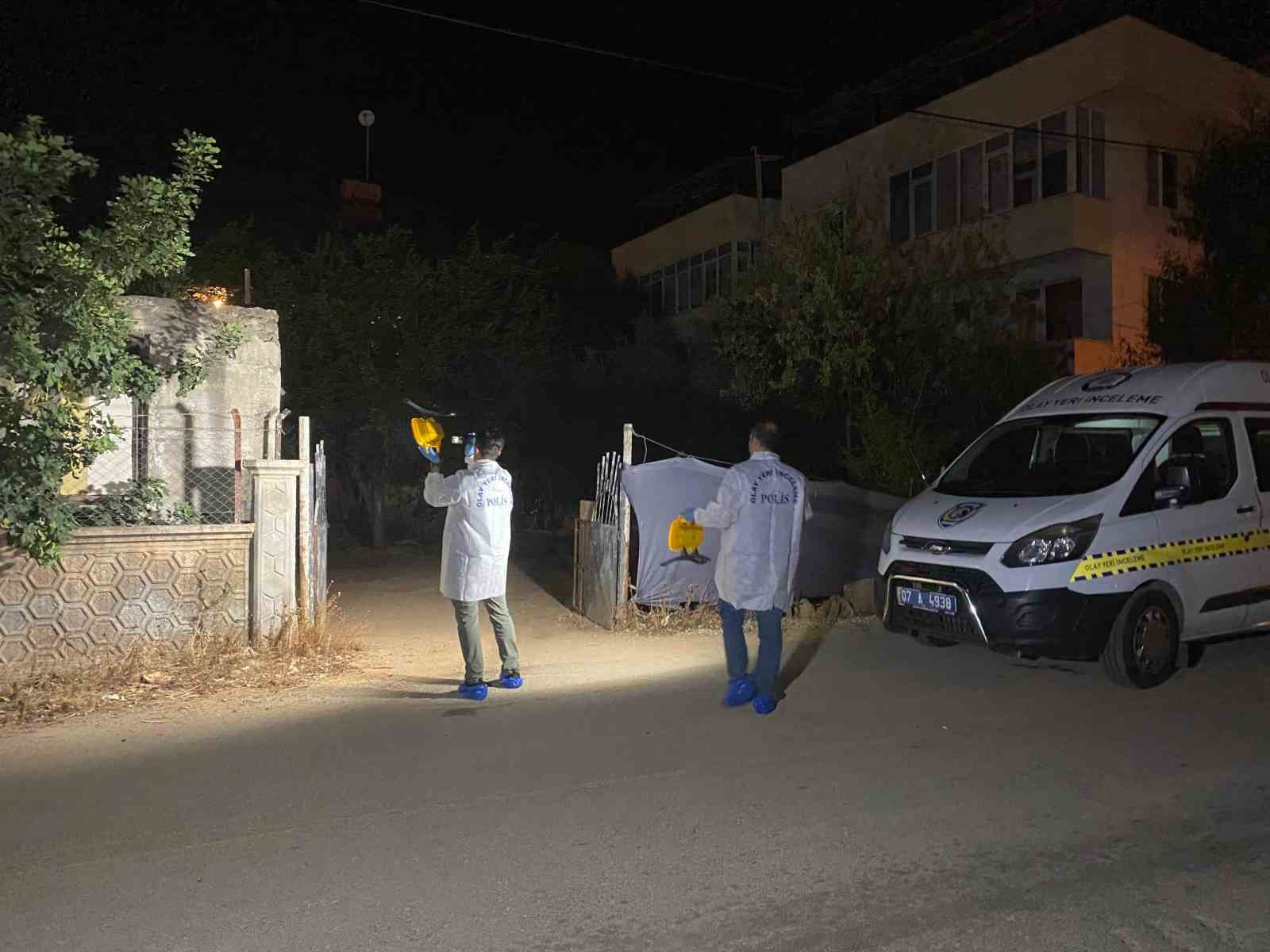 Antalya’da yorgun merminin isabet ettiği Suriyeli genç hayatını kaybetti