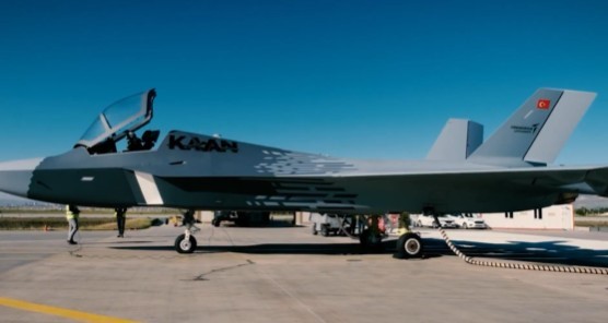 Bakan Kacır: "48 adet KAAN&rsquo;ın T&uuml;rkiye&rsquo;de &uuml;retilerek Endonezya&rsquo;ya ihra&ccedil; edilmesi projesi &uuml;lkelerimiz i&ccedil;in hayırlı olsun"
