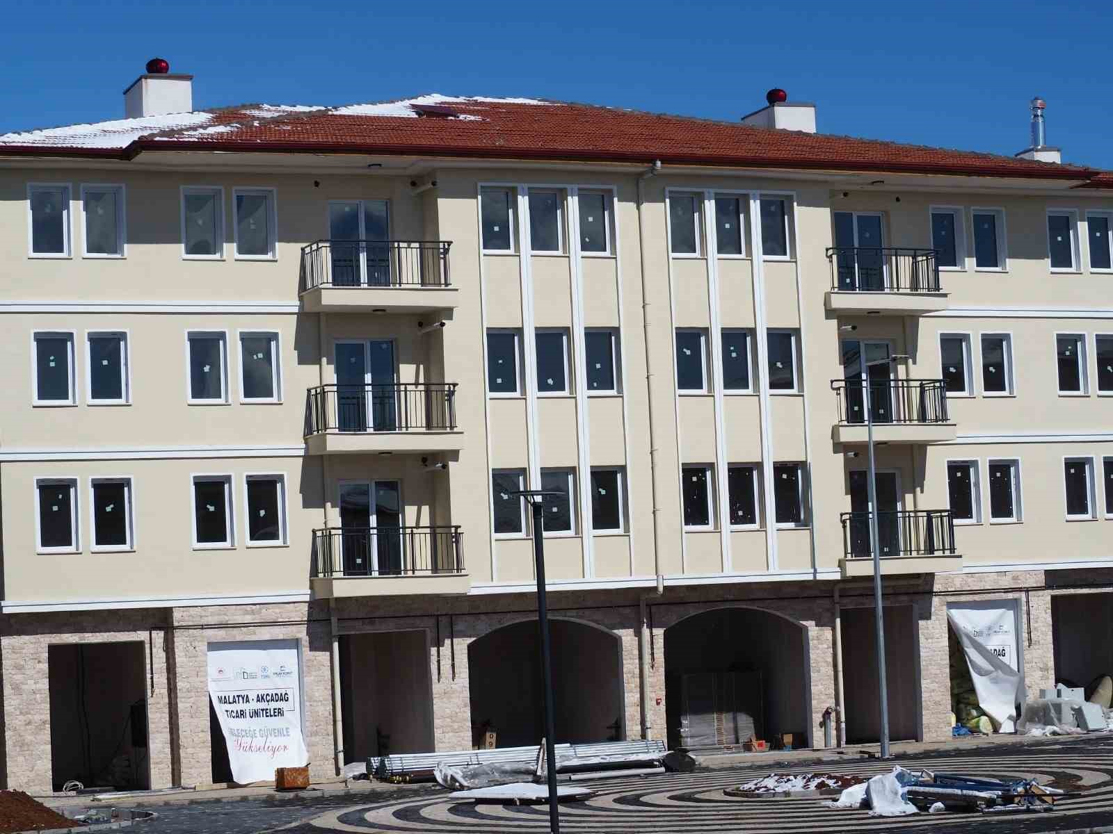 Ak&ccedil;adağ &Ccedil;arşısı&rsquo;nda teslimatlar başlıyor
