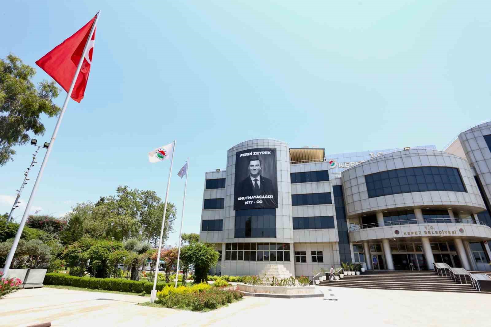 Ferdi Zeyrek’in ismi Kepez’de yaşayacak