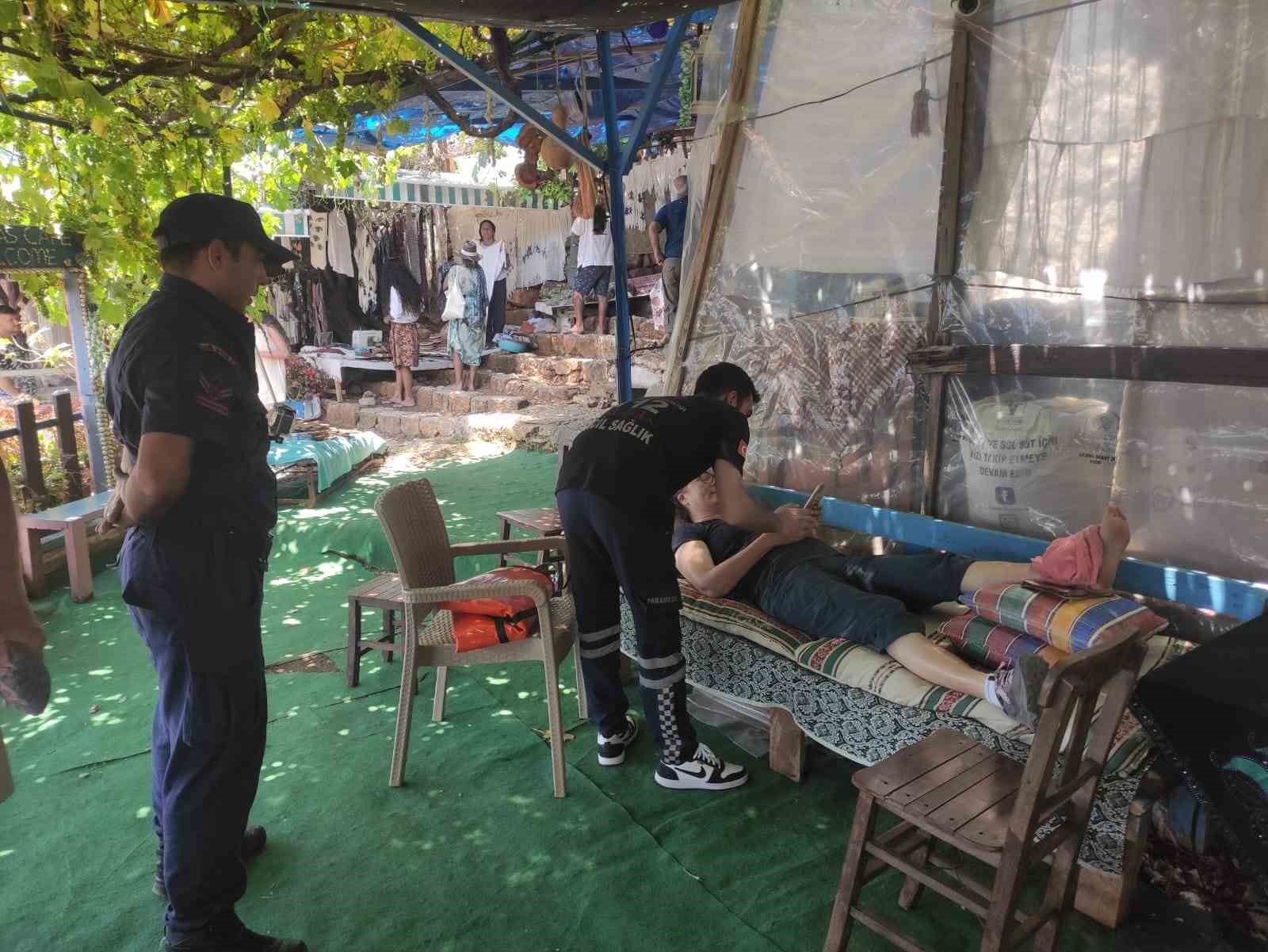 Kaleköy’de düşen Fransız turist denizden tahliye operasyonuyla kurtarıldı