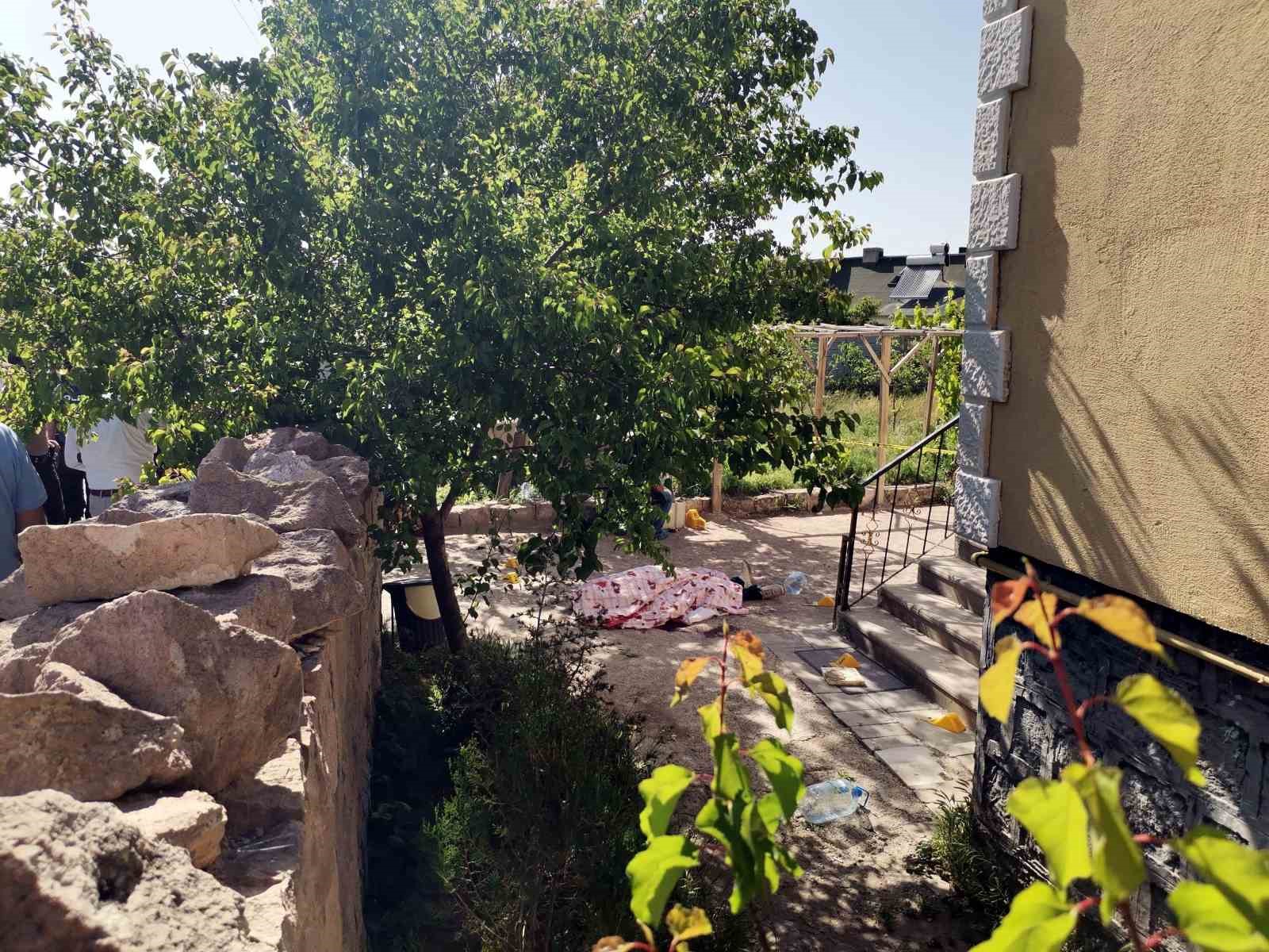 Baba-oğul cinayetinin sanıkları yeniden hakim karşısına &ccedil;ıktı
