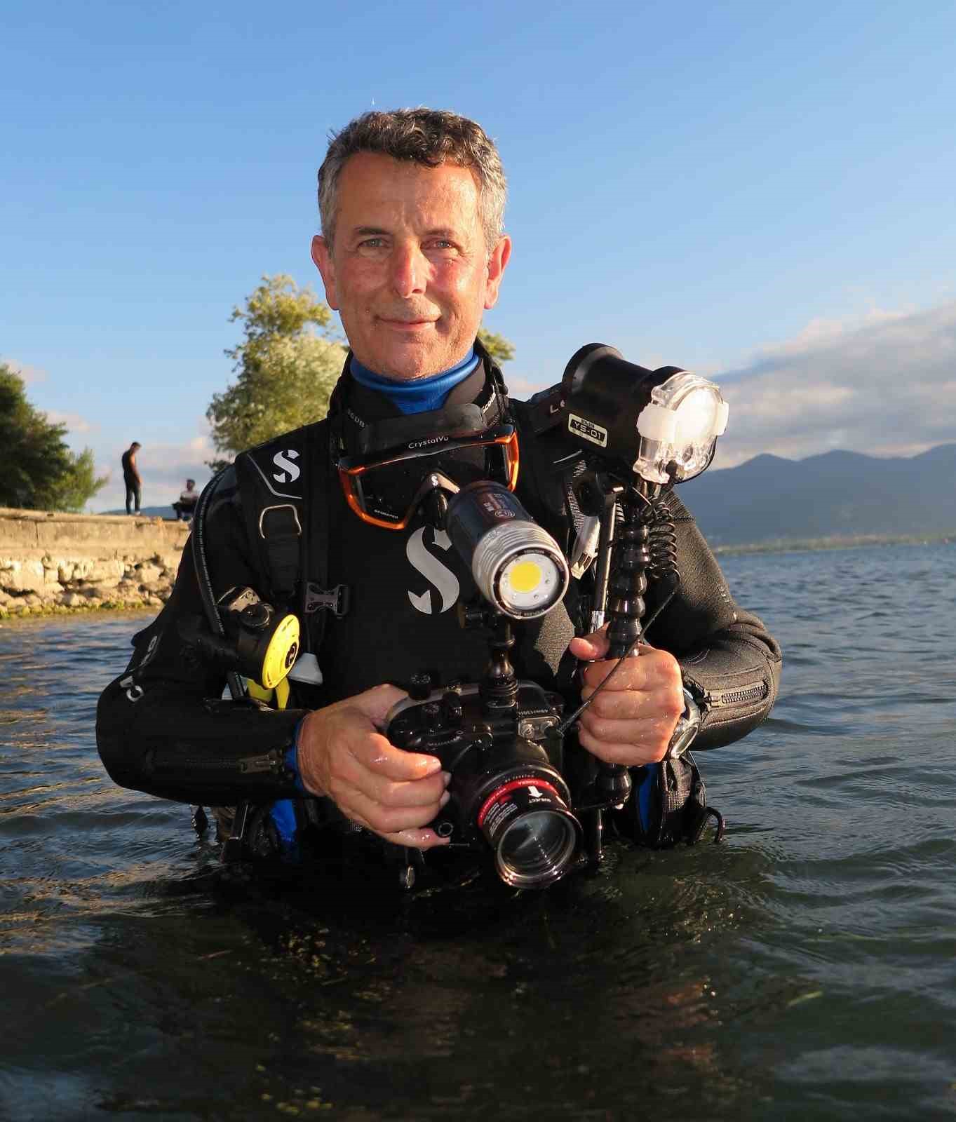 Sapanca G&ouml;l&uuml;&rsquo;ne d&uuml;şen u&ccedil;ağın enkazı 53 yıl sonra yeniden g&ouml;r&uuml;nt&uuml;lendi
