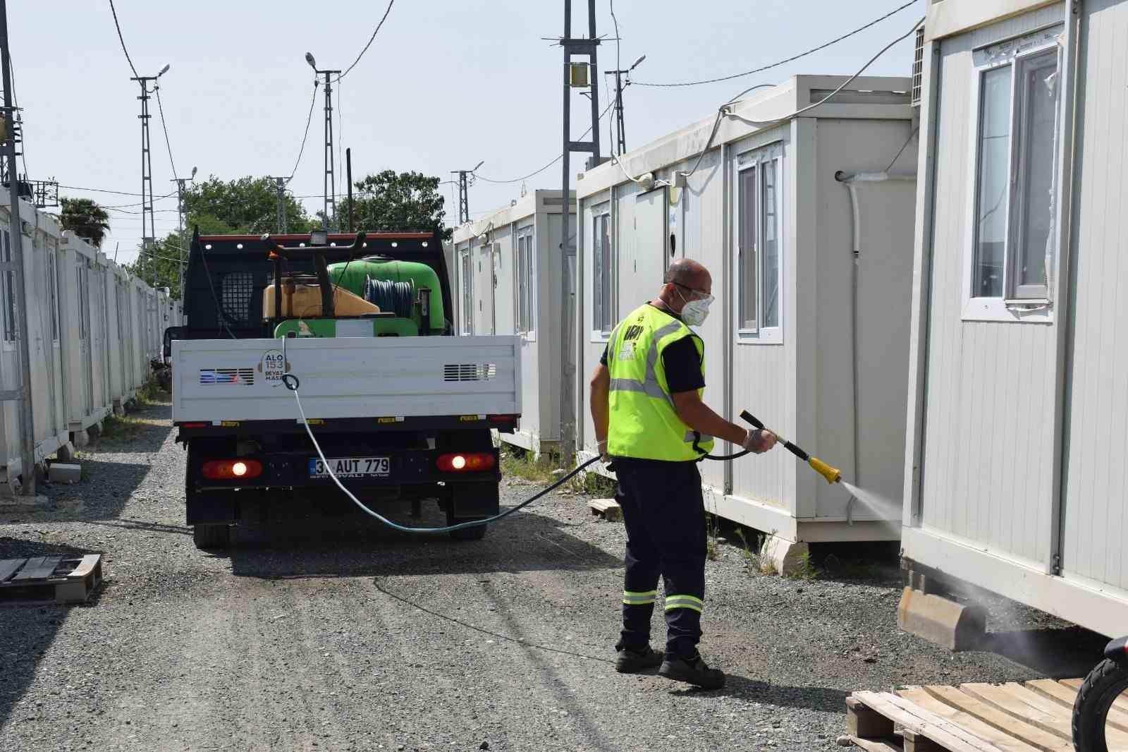 HBB, Erzin’de sineklere ve haşerelere karşı ilaçlama çalışmalarını sürdürüyor
