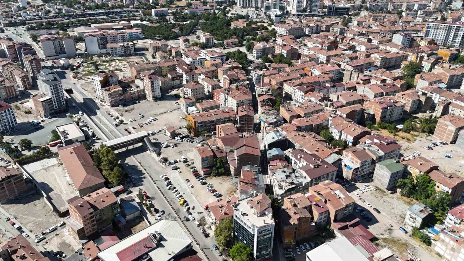 Elazığ’da  kentsel dönüşüm çalışmaları sürüyor