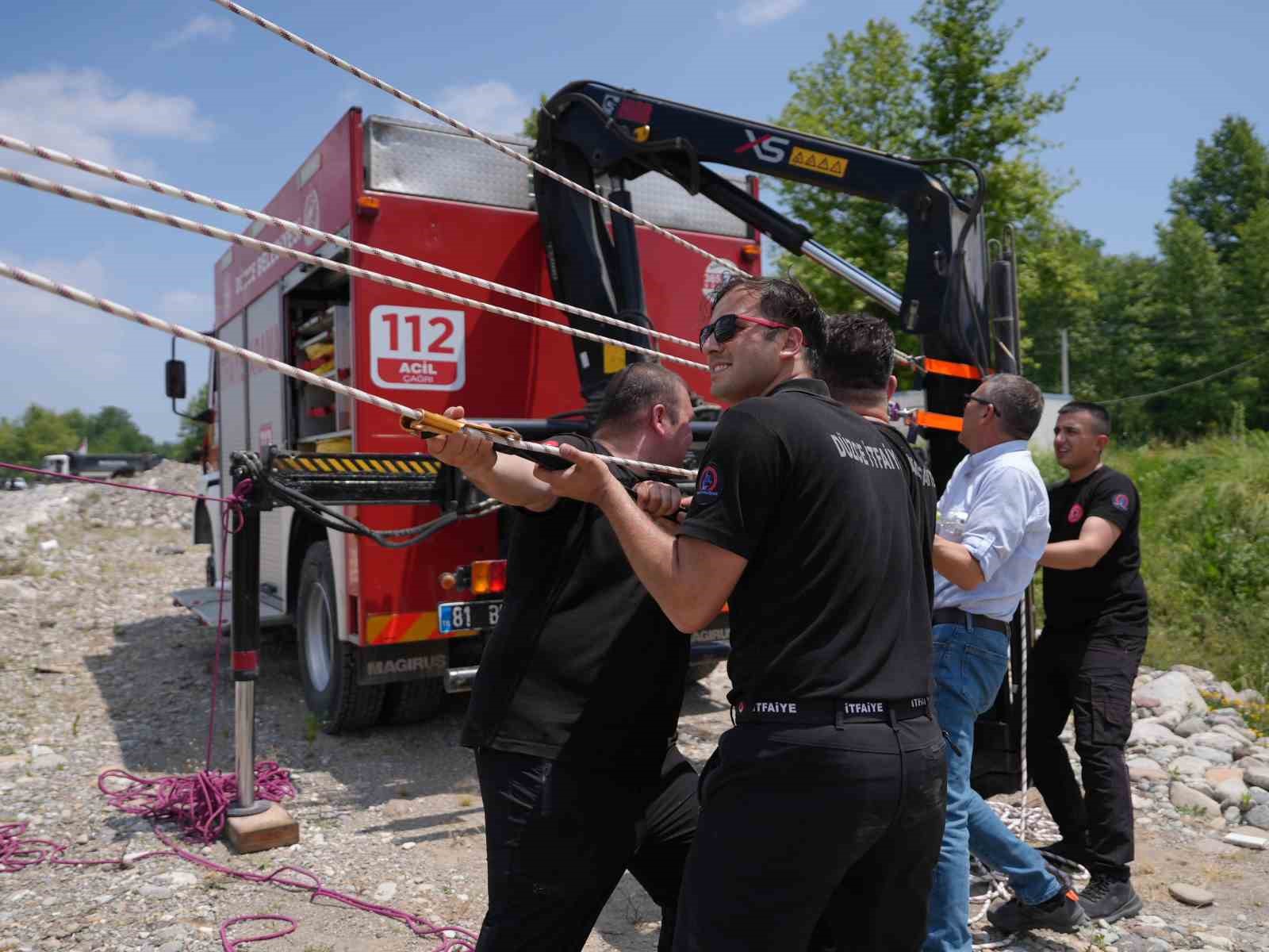 Havai hatla kurtarma yaptılar
