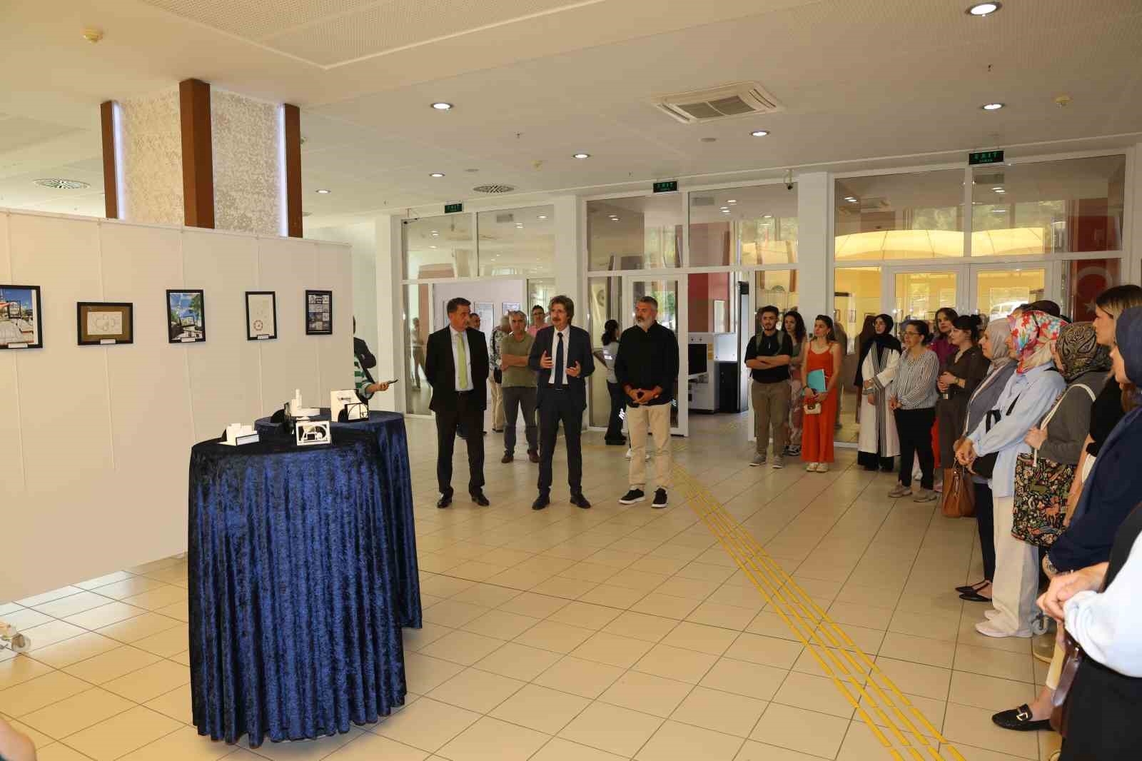 Uludağ Üniversitesi’nde Mimar Sinan sergisi açıldı