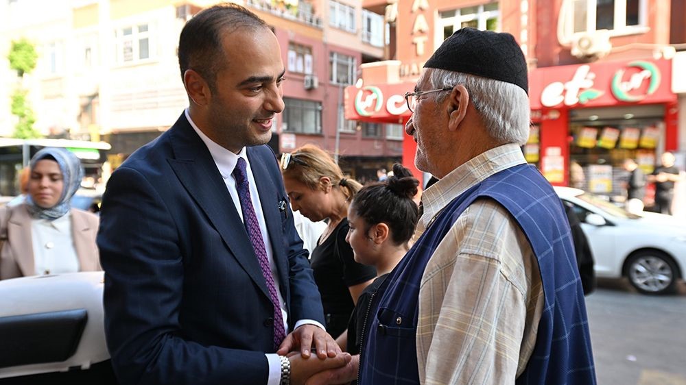 Gaziosmanpaşalılardan Başkan Vekili Karadeniz&rsquo;e sıcak karşılama
