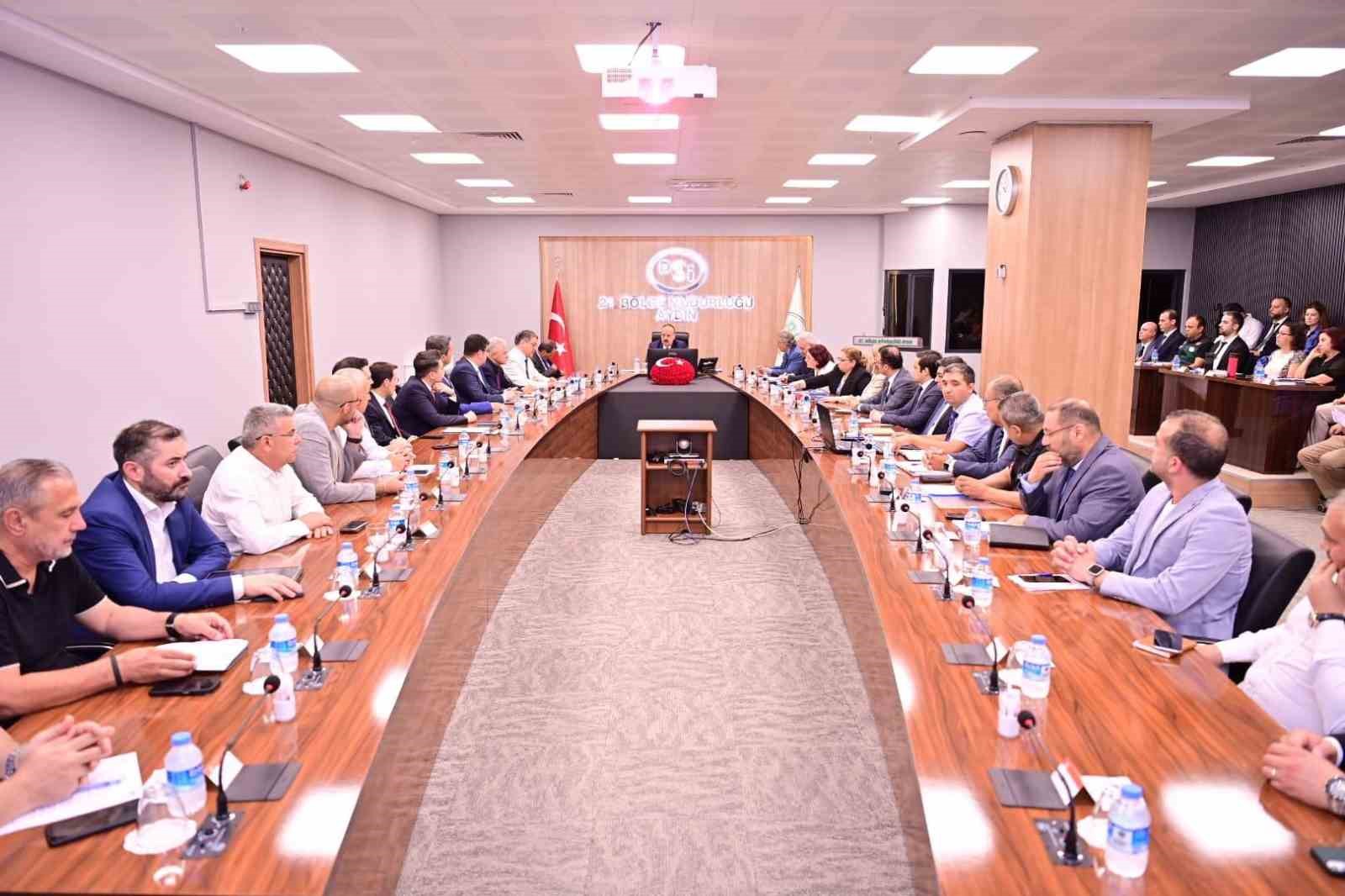 Aydın’da taşkınlara karşı işbirliğinin önemine dikkat çekildi