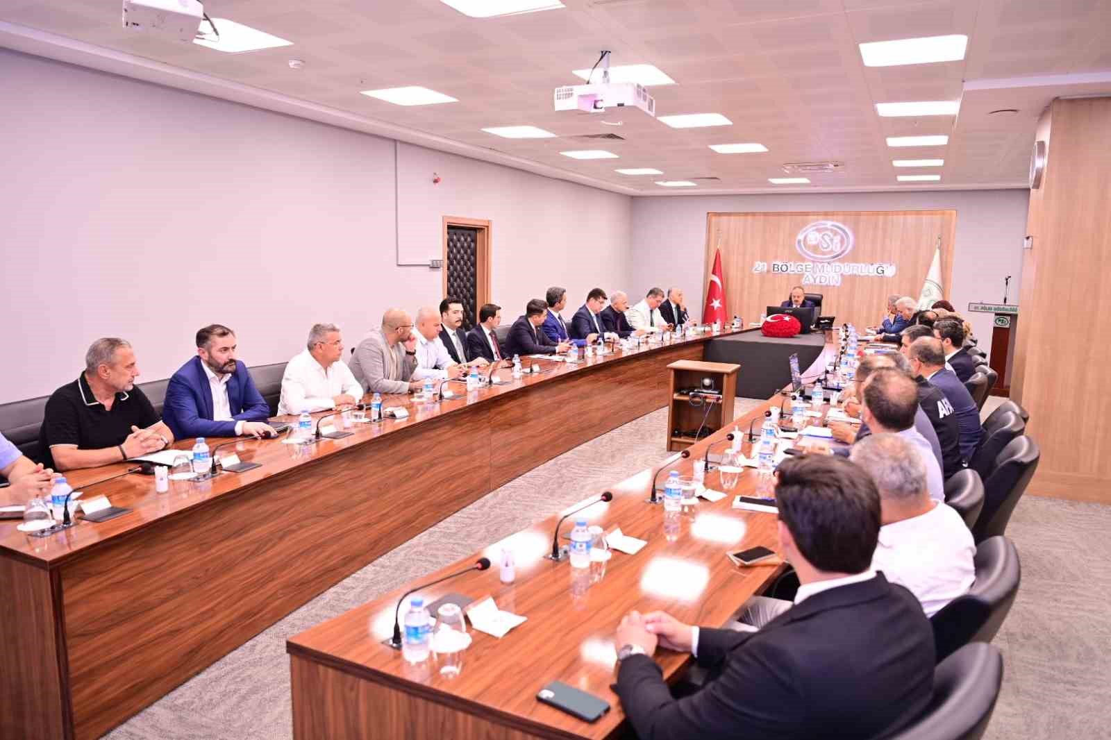 Aydın’da taşkınlara karşı işbirliğinin önemine dikkat çekildi
