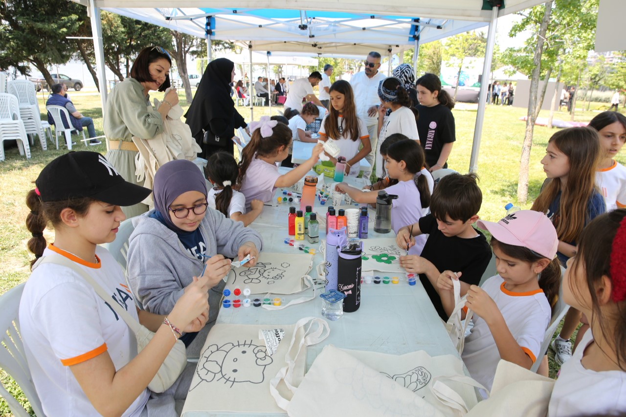 Çevre Koruma Haftası’nda Küçükçekmece’de Kitap Takas etkinliği düzenlendi