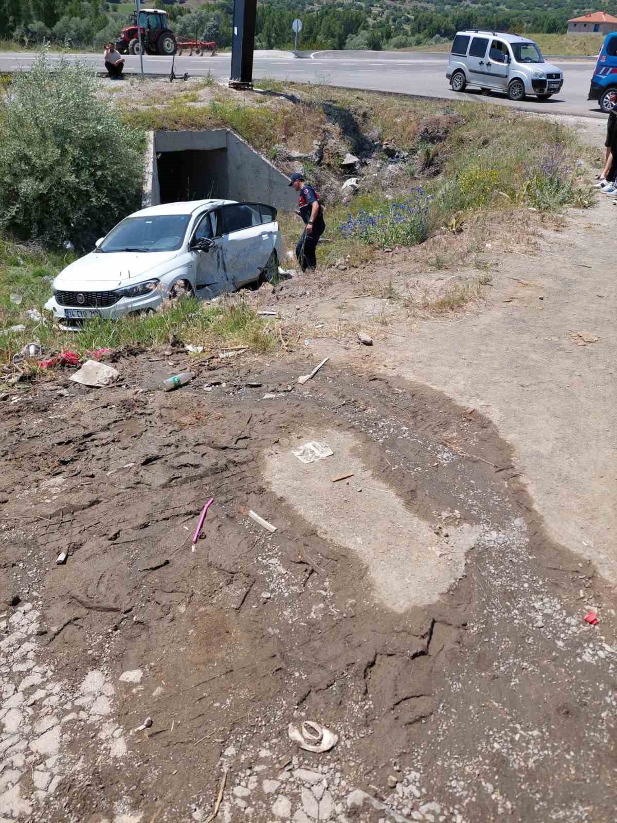 3 gün önce yetkililere seslenmişlerdi aynı yerde yine kaza oldu 6 kişi yaralandı
