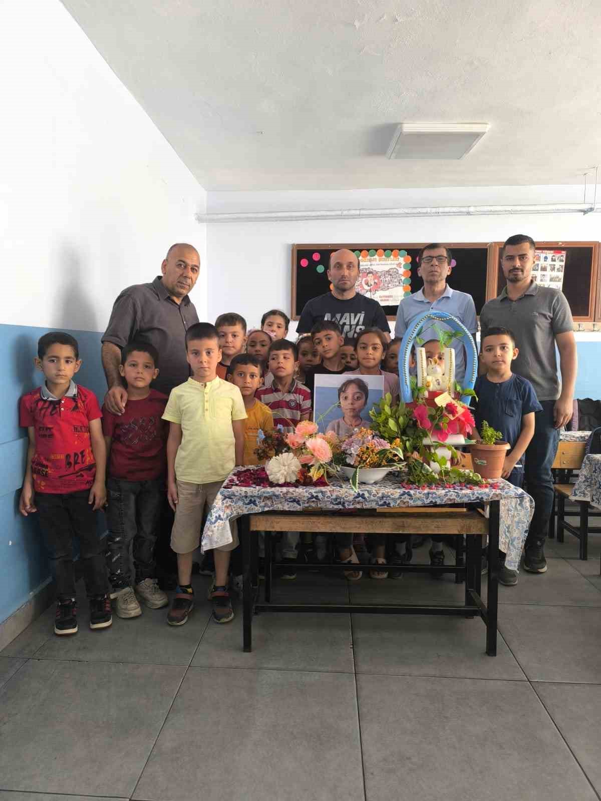 Sulama kanalında boğulan kızın okulunda h&uuml;z&uuml;n
