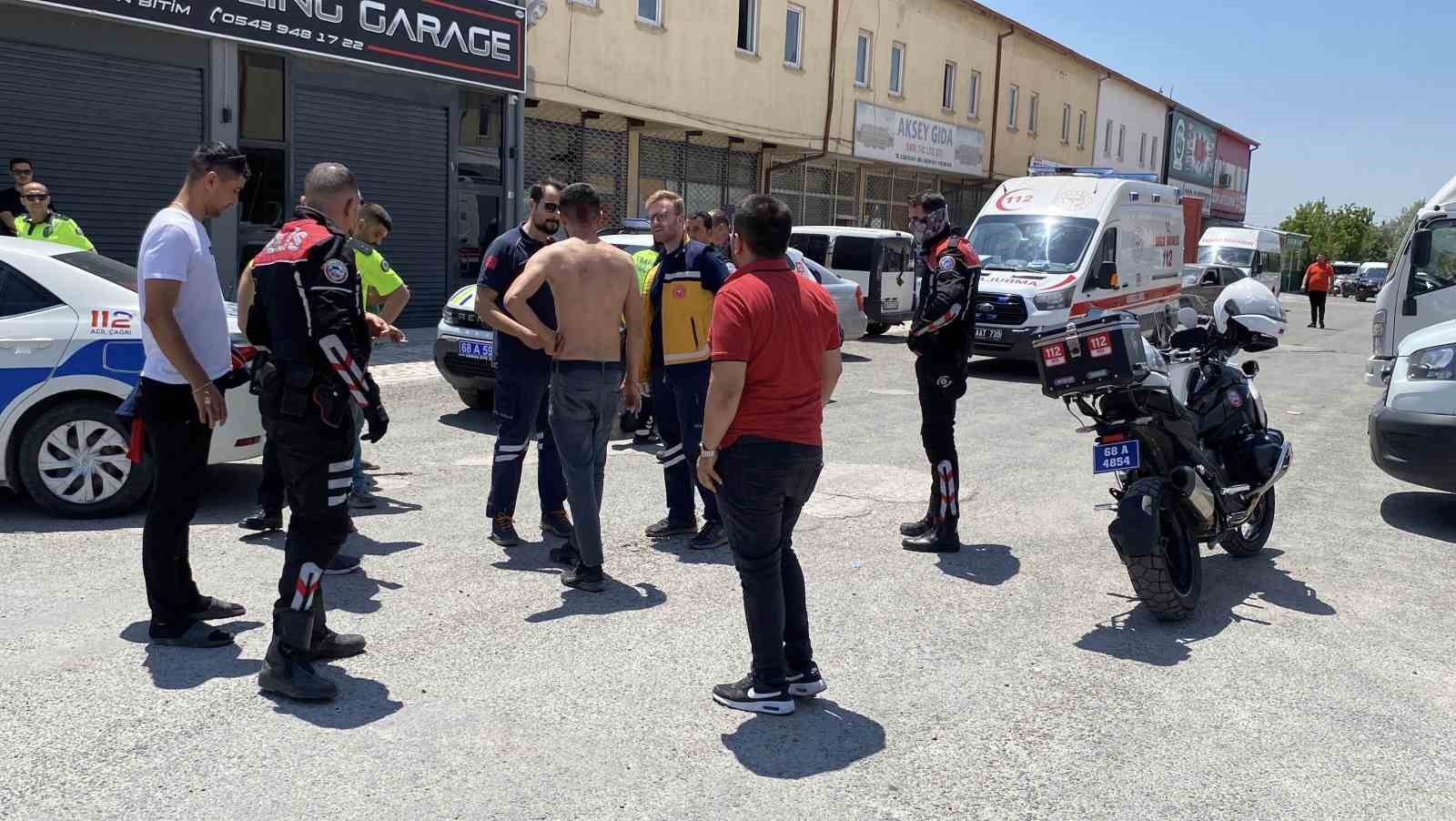 Aksaray&rsquo;da keser ve sopalı kavga: 1 yaralı
