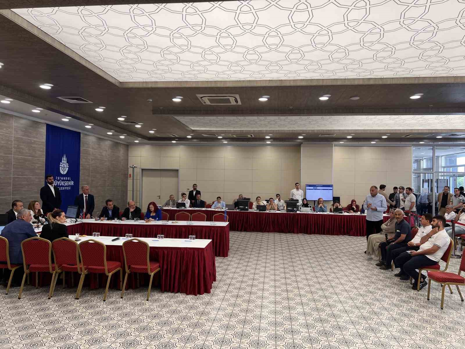 İstanbul’da 150 yeni taksi plakası için ilk ihale yapıldı