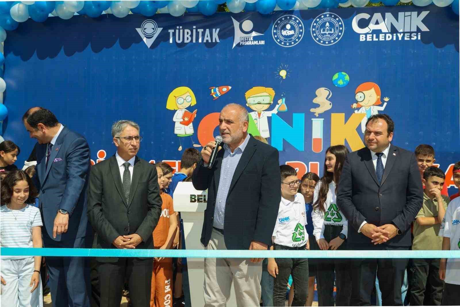 Yapay zeka araçları, Canik’te görücüye çıktı
