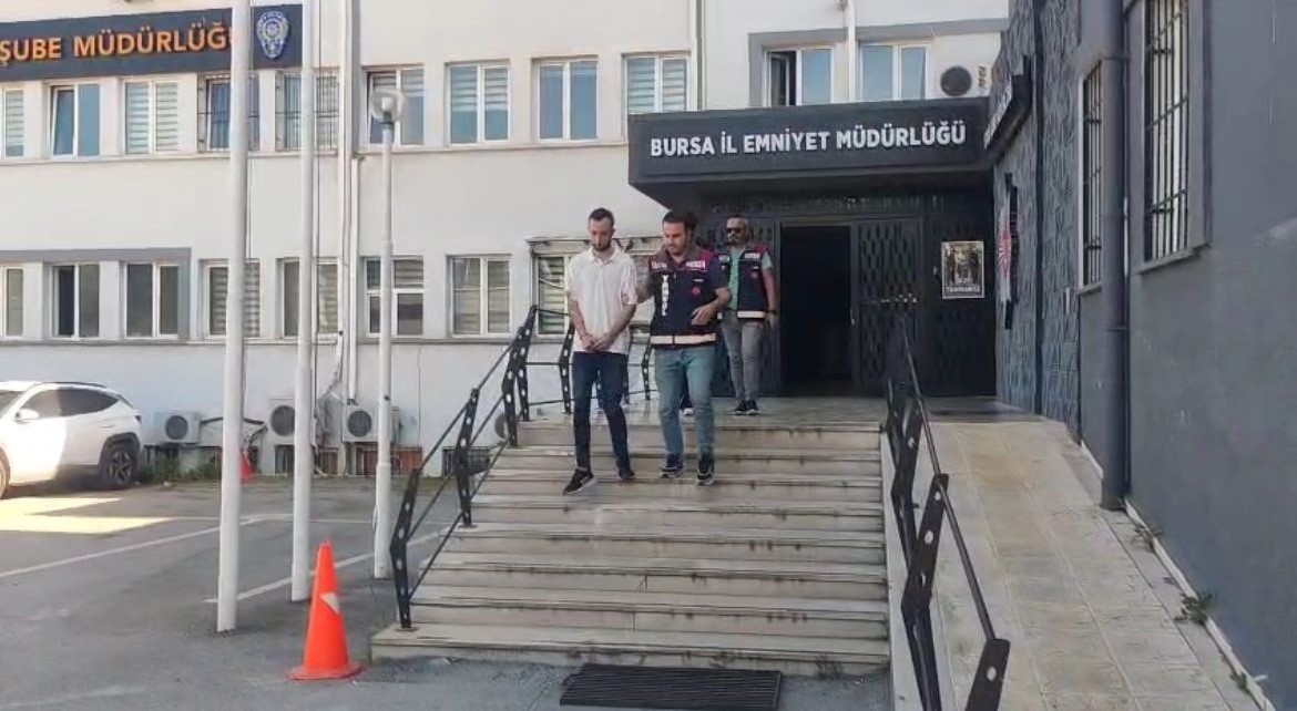 Bursa’da 700 bin liralık "Altın dolandırıcılığı": 2 şüpheli tutuklandı