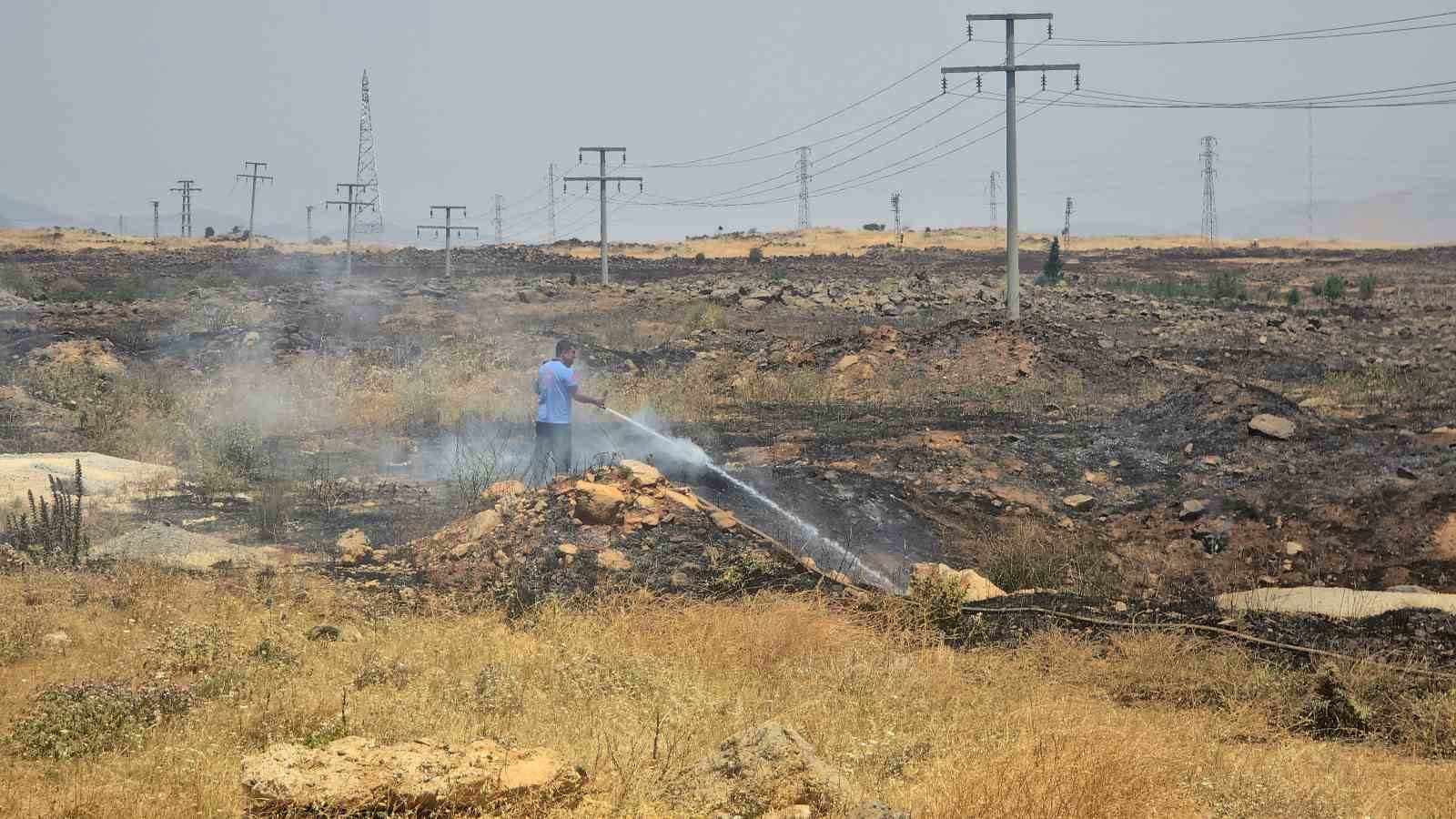 Gaziantep’te anız yangınına erken müdahale faciayı önledi