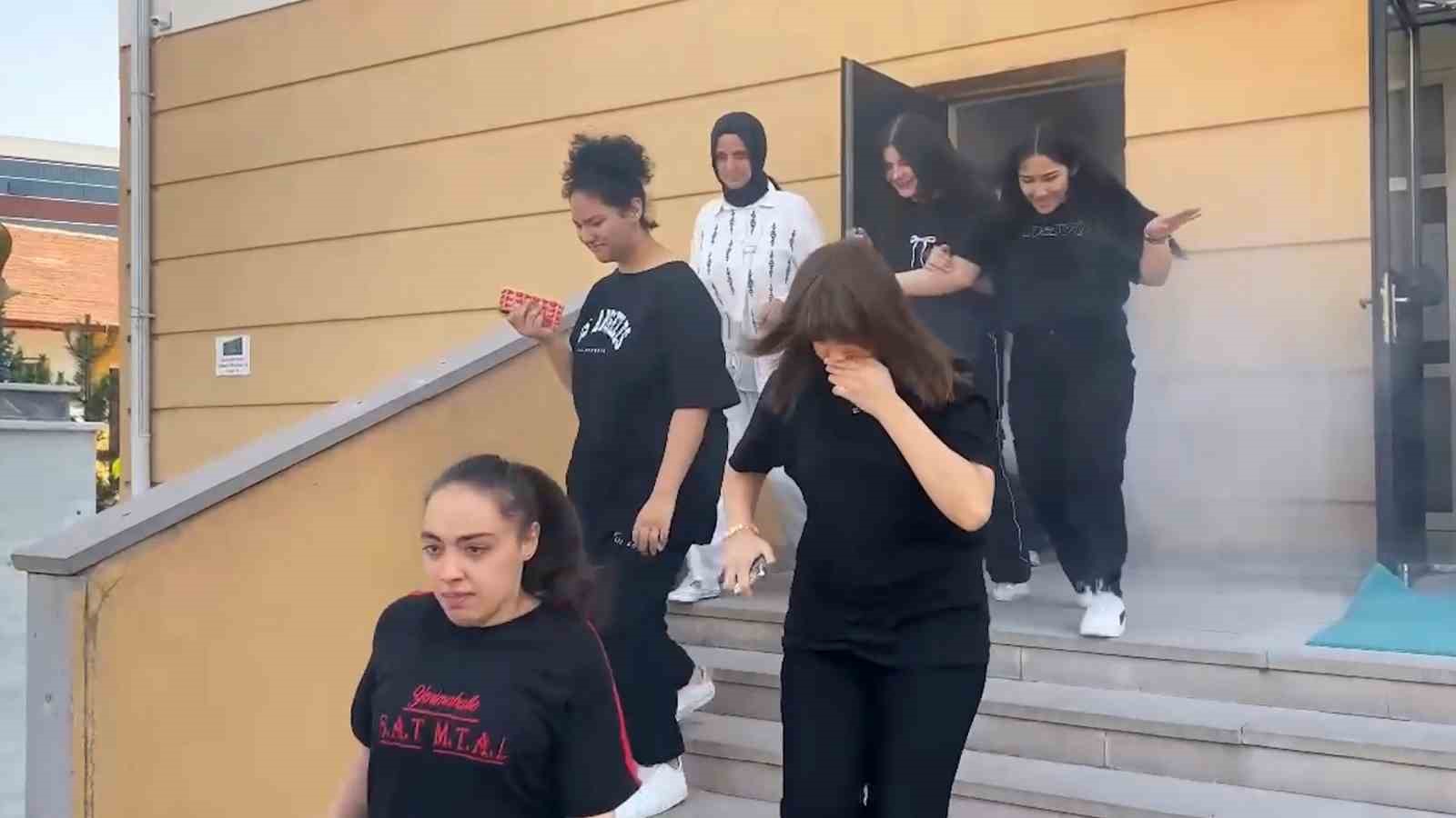 Kırıkkale’de okulda nefes kesen yangın tatbikatı