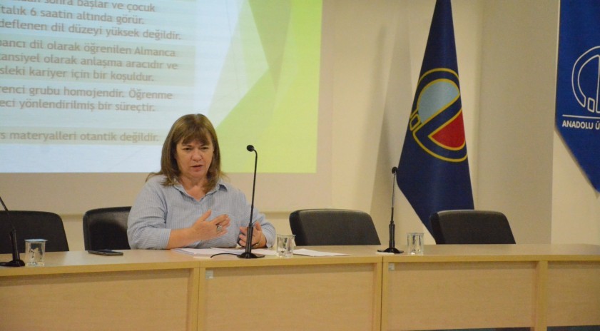 Anadolu Üniversitesi’nde "Çocuklara Erken Yaşta Yabancı Dil Olarak Almancanın Öğretimi" ele alındı