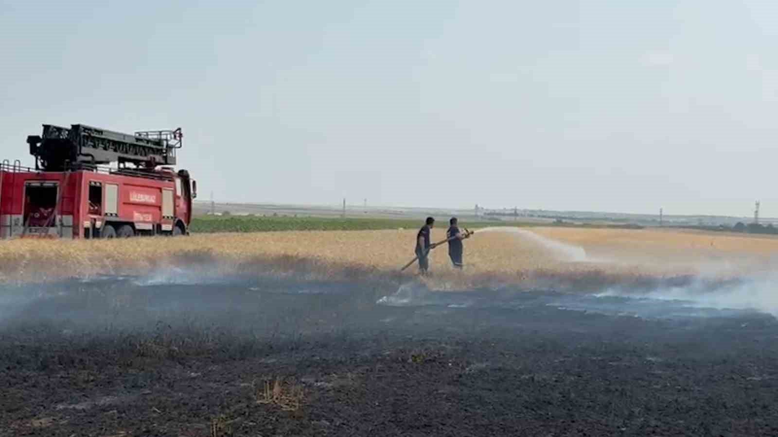 Kırklareli&rsquo;nde buğday tarlalarında yangın: 500 dekar alan zarar g&ouml;rd&uuml;
