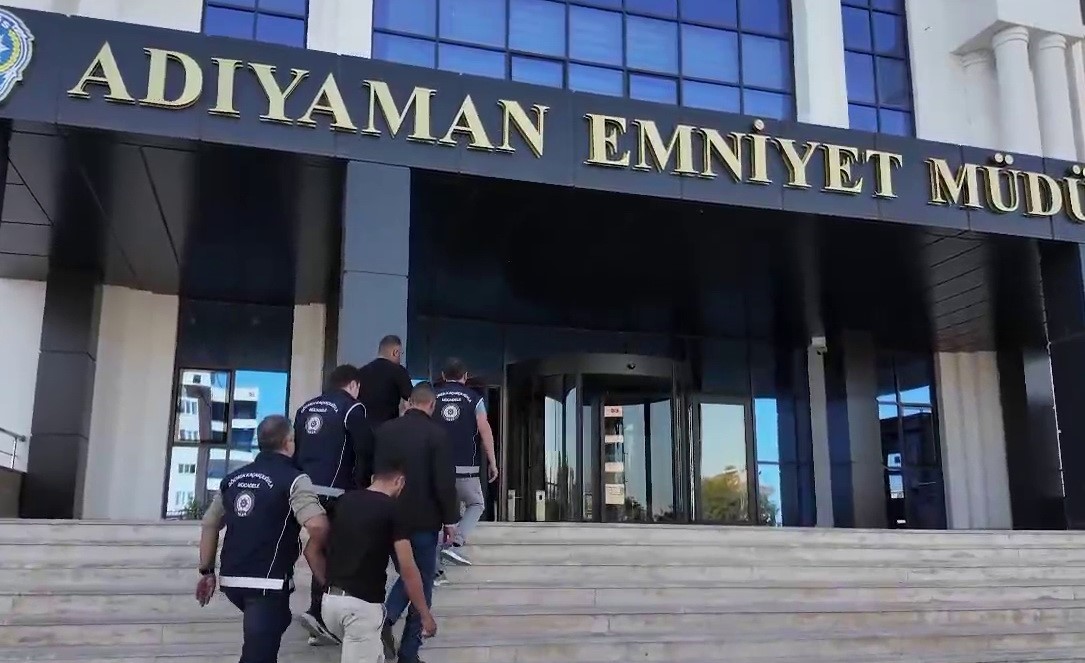 G&ouml;&ccedil;men ka&ccedil;ak&ccedil;ılığına ge&ccedil;it verilmiyor
