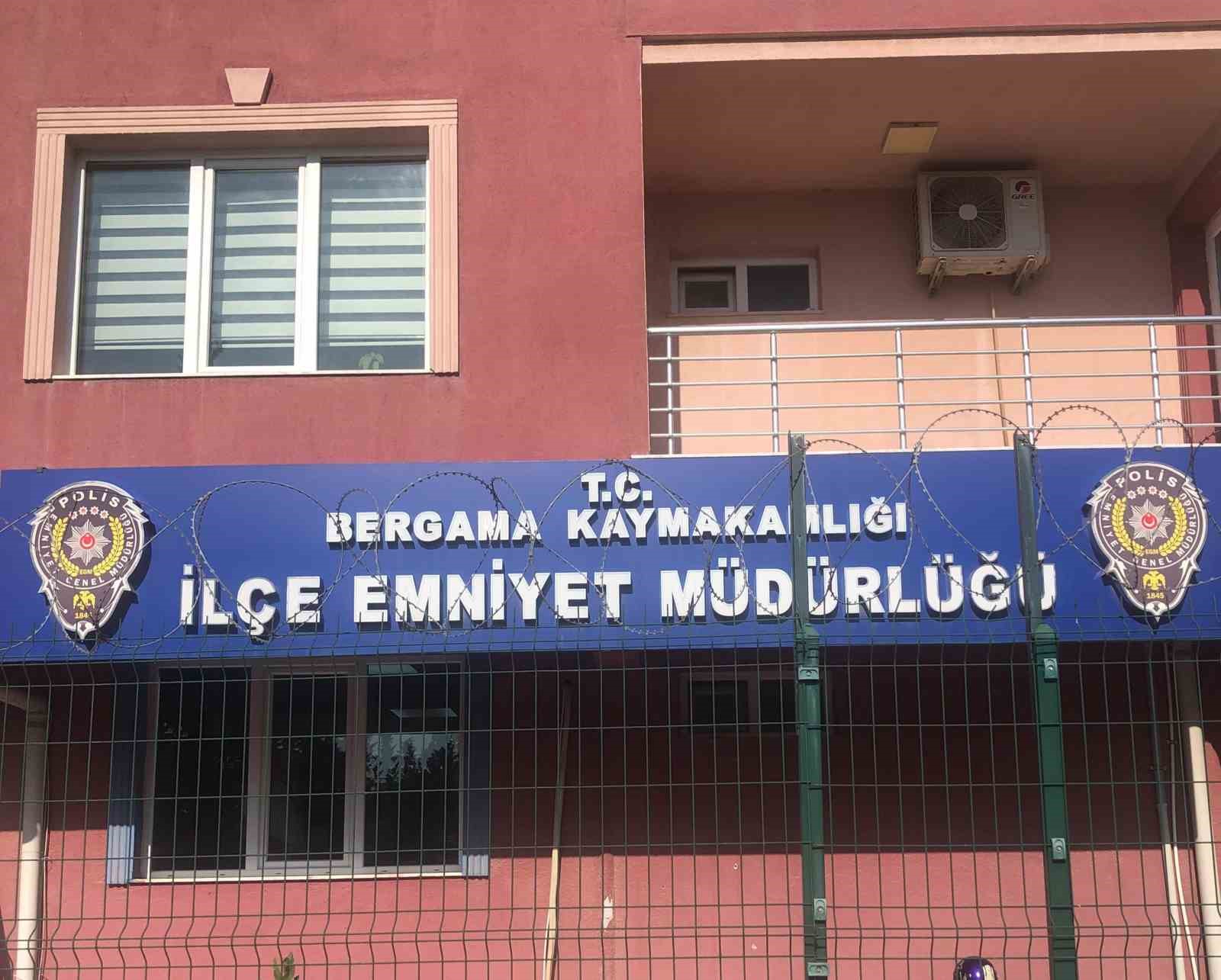 Uyuşturucu ticareti yapan 2 kadın tutuklandı