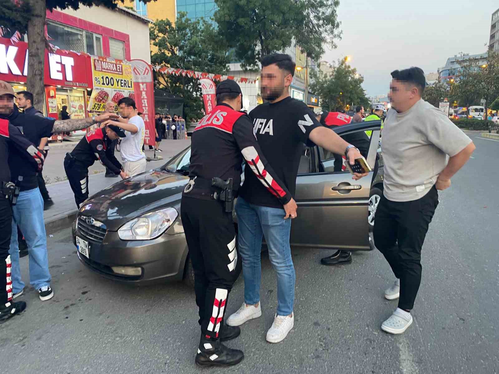 Esenyurt&rsquo;ta 55 noktada helikopterli asayiş uygulaması
