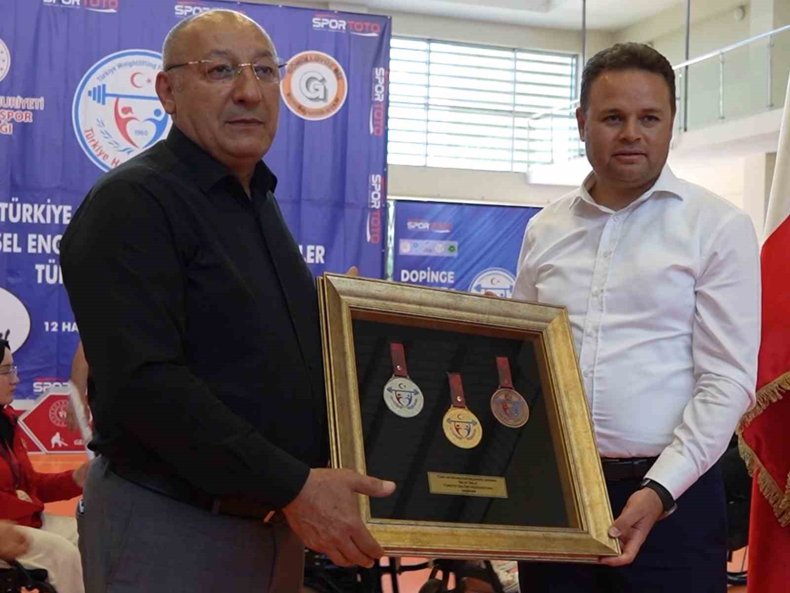 Bedensel engelli sporcular, Türkiye Şampiyonası’nda güçlerini gösterdi
