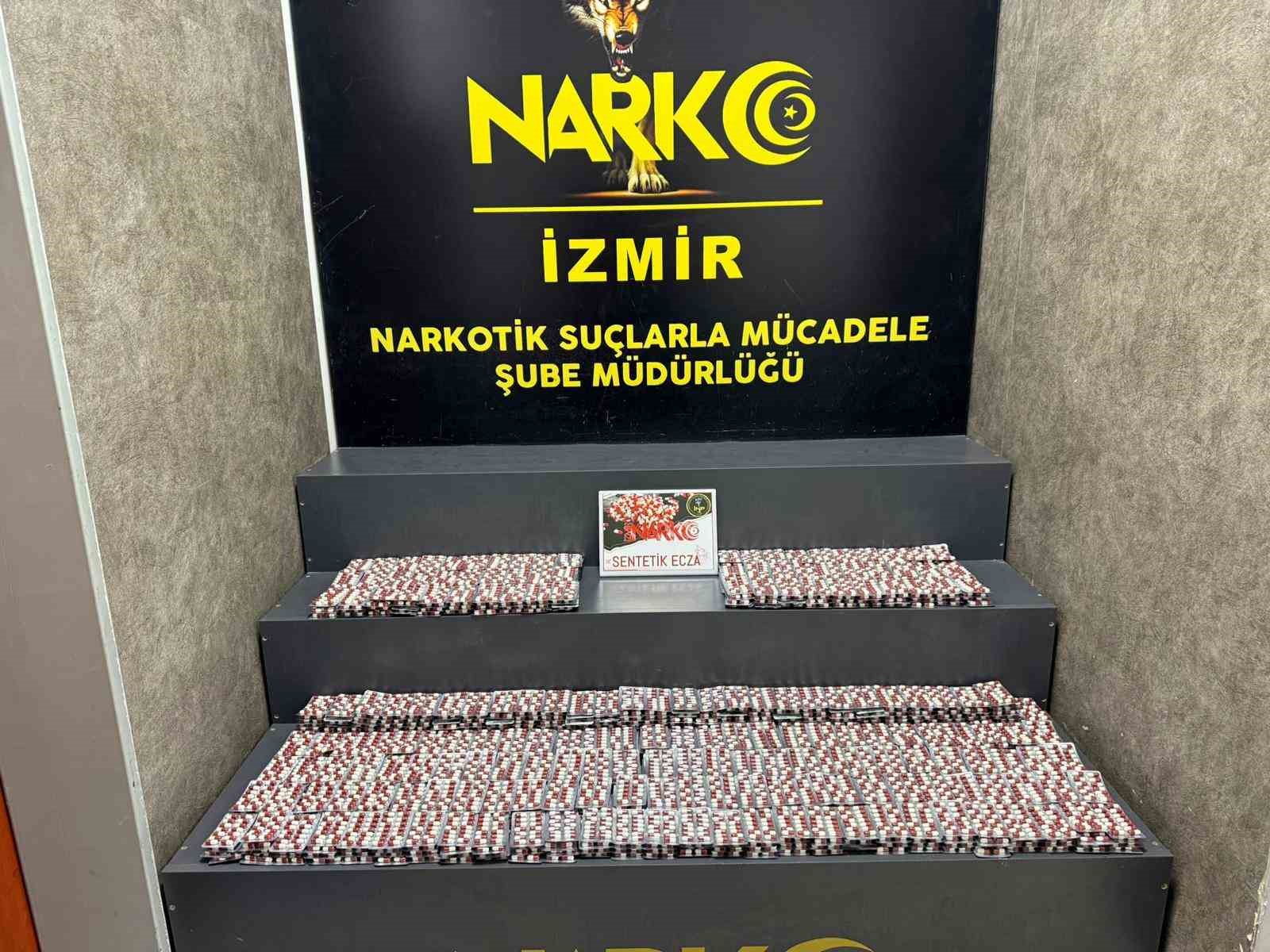 İzmir’de 1 uyuşturucu satıcısı tutuklandı