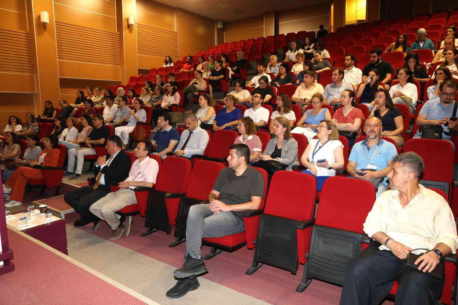 Uludağ Tematik Kahve Günleri’nde "Biyomalzemeler" konuşuldu