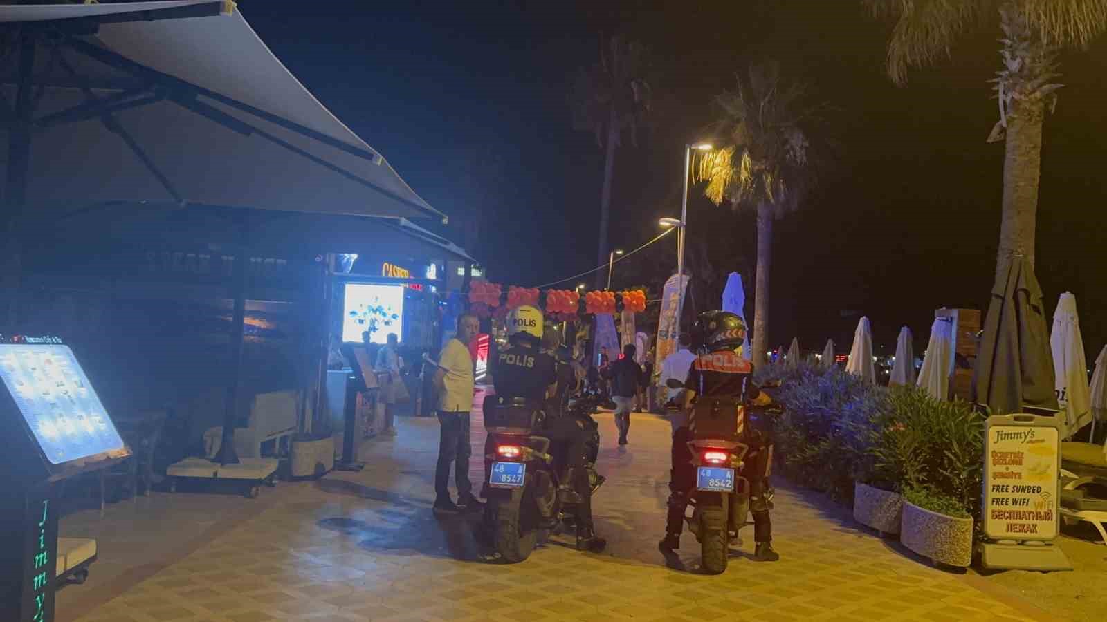 Marmaris’te meşale şovlu eğlencelere emniyetten denetim