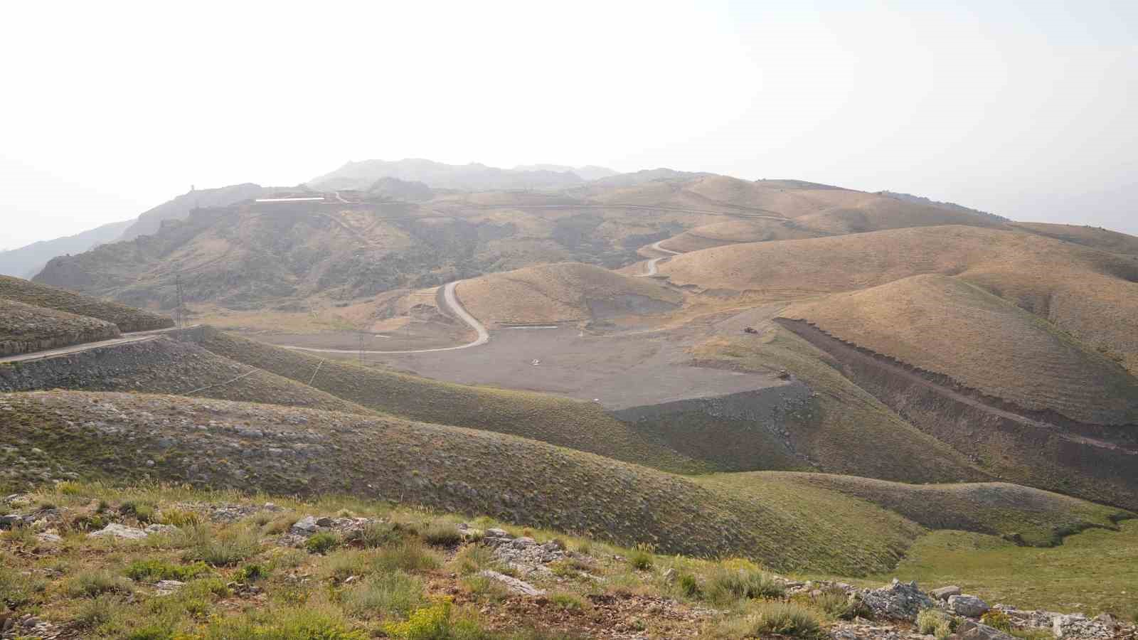 Şırnak Valisi Ekici&rsquo;den Cudi Dağı&rsquo;nda inceleme
