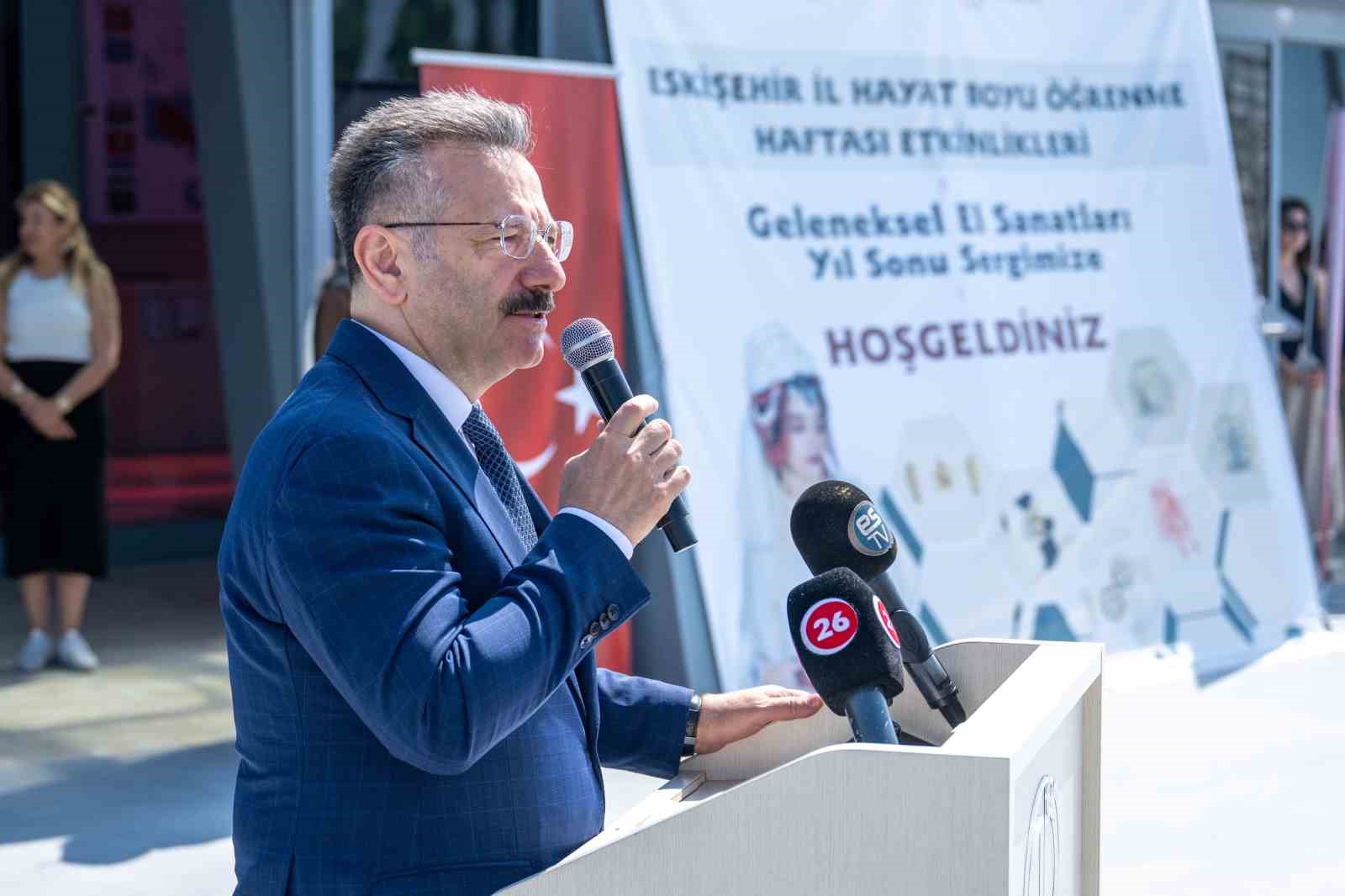 ’Hayat Boyu Öğrenme Yıl Sonu Sergisi’nin açılış töreni yapıldı 