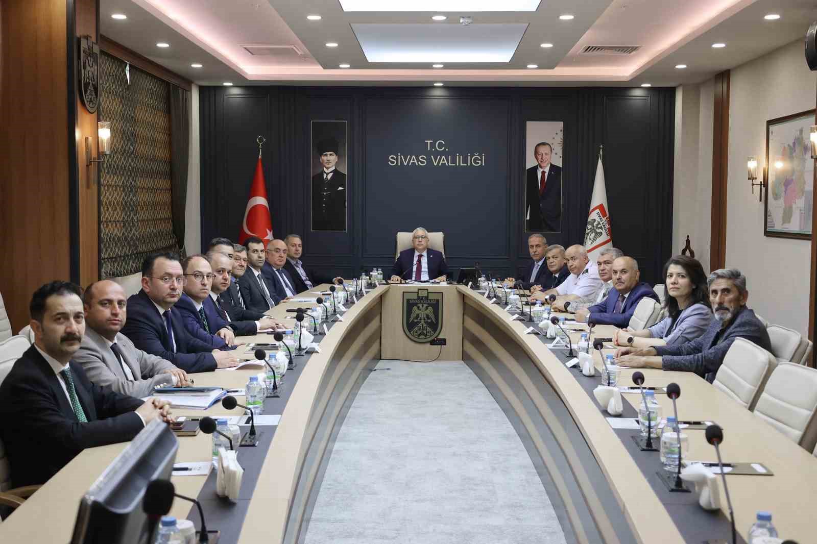 Kene kabusunda önemli gelişme, vali açıkladı, aşı çalışmalarında sona gelindi
