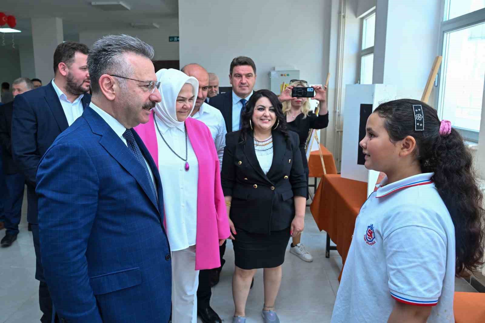 Sabri Kılıçoğlu Ortaokulu ve Süleyman Şah Anadolu Lisesi’nin açılış töreni yapıldı
