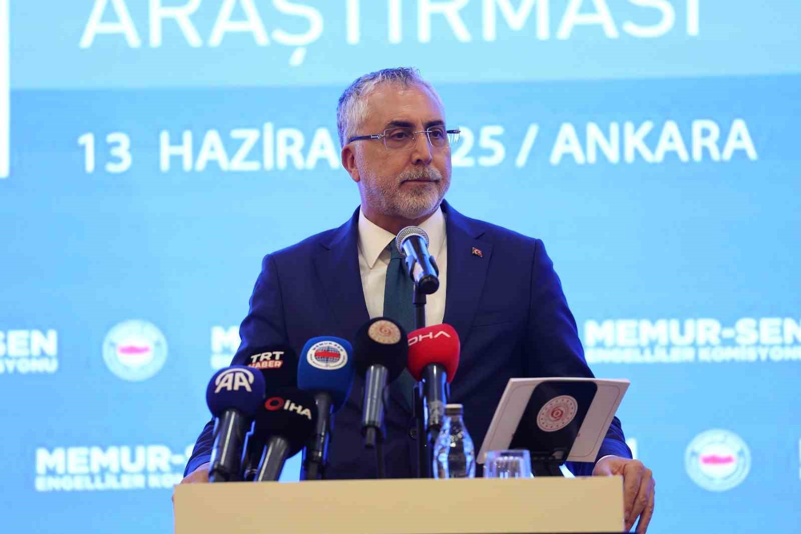 Bakan Işıkhan: "500 bin kadın, 500 bin genç, 45 bin engelli ve 275 bin yükseköğretim mezununu istihdama kazandırmayı hedefliyoruz"
