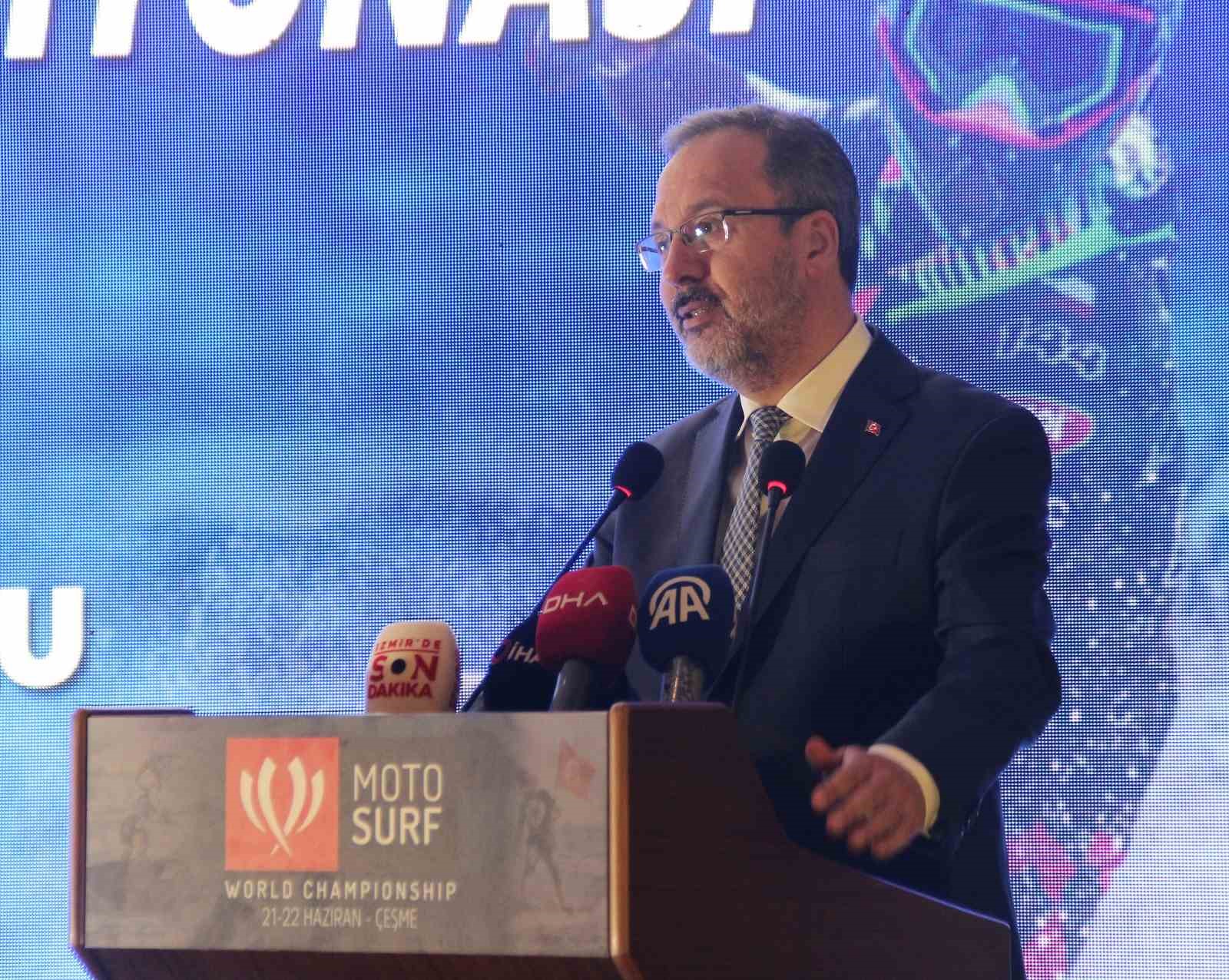 D&uuml;nya Motosurf Şampiyonası &Ccedil;eşme&rsquo;de d&uuml;zenlenecek
