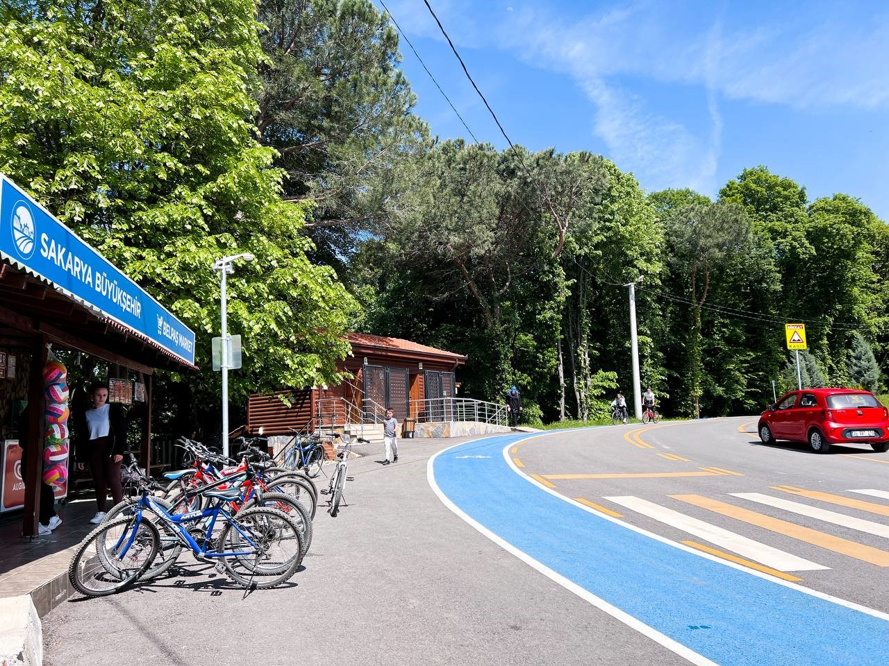 Tabiat Parkı&rsquo;na ziyaret&ccedil;i akını
