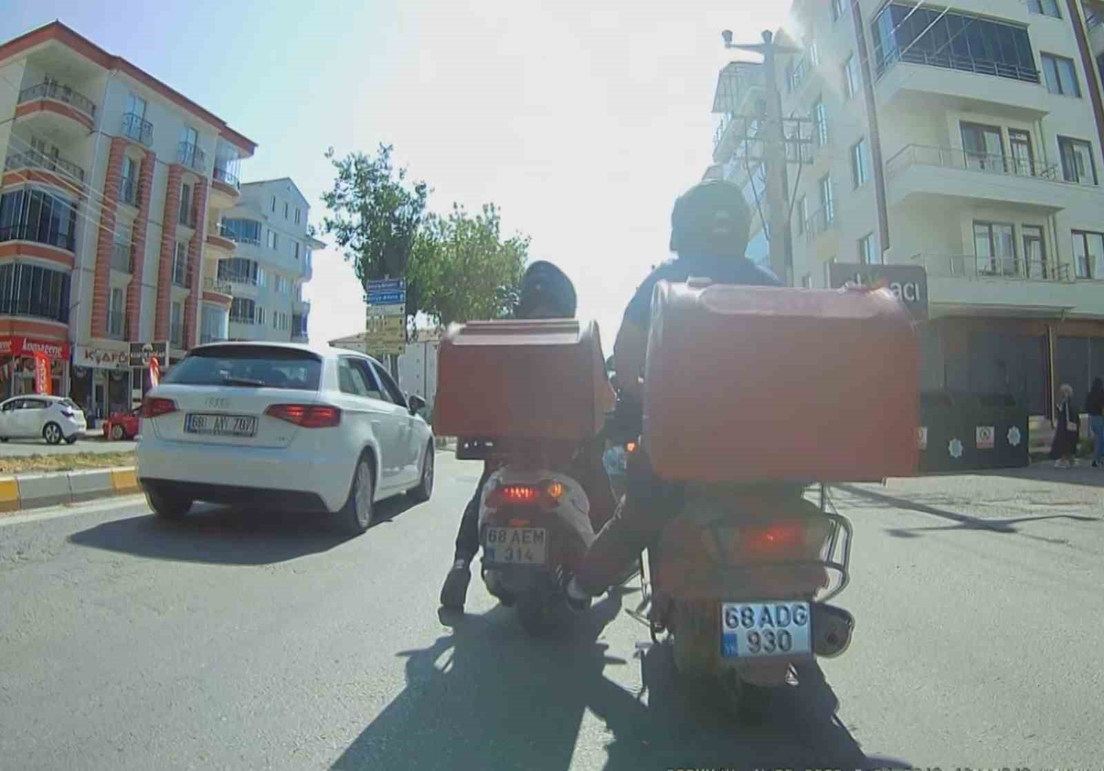 Kuryelerin tehlikeli yolculuğu yürekleri ağza getirdi