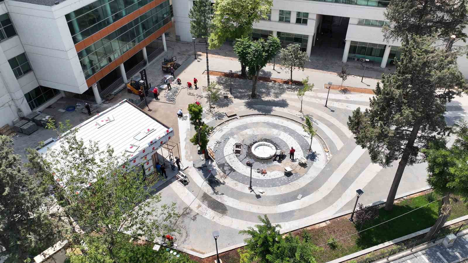 Kahramanmaraş’ta Kırk Altı Meydan Kafe hizmete hazırlanıyor