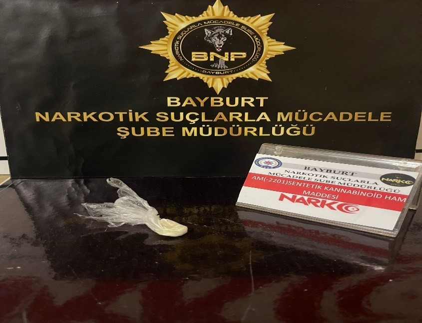 Bayburt’ta 3 şahısa uyuşturucu kullanmaktan işlem yapıldı