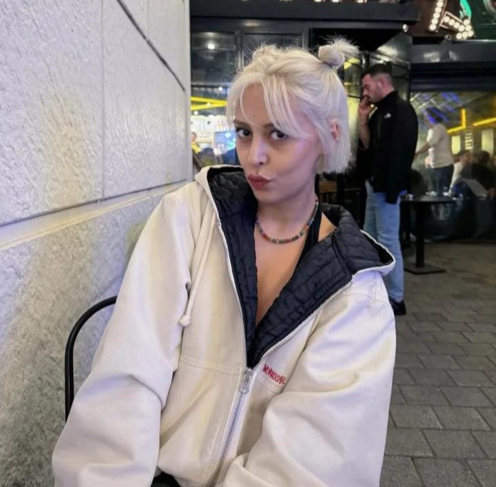 Kırklareli&rsquo;nde kazada hayatını kaybeden gen&ccedil; kız toprağa verildi
