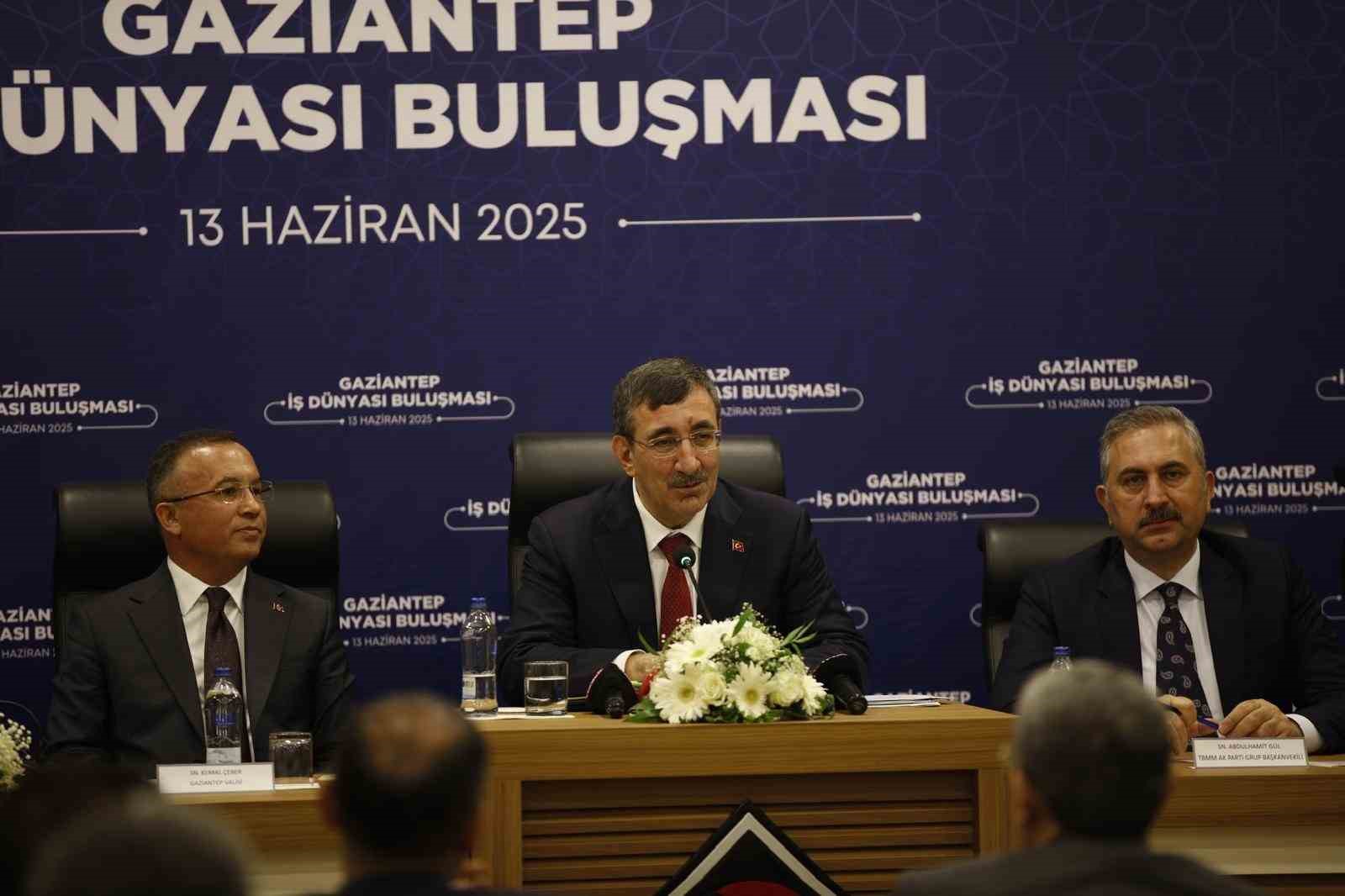 Cumhurbaşkanı Yardımcısı Yılmaz: &quot;Merkez Bankası rezervleri 155,9 milyar dolara yükseldi&quot;