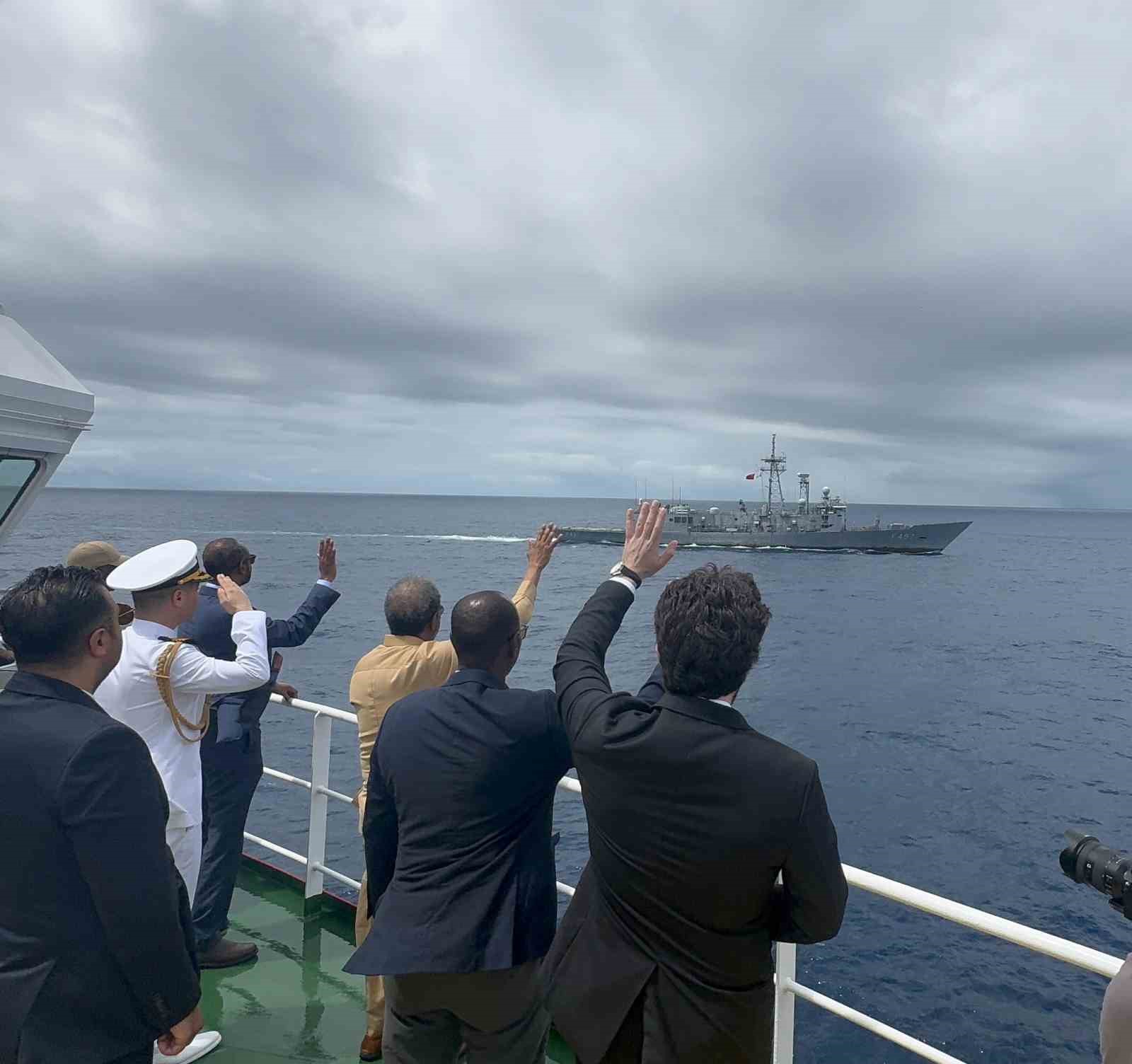 Somali Cumhurbaşkanı Mohammud&rsquo;dan Oru&ccedil; Reis araştırma gemisine inceleme ziyareti
