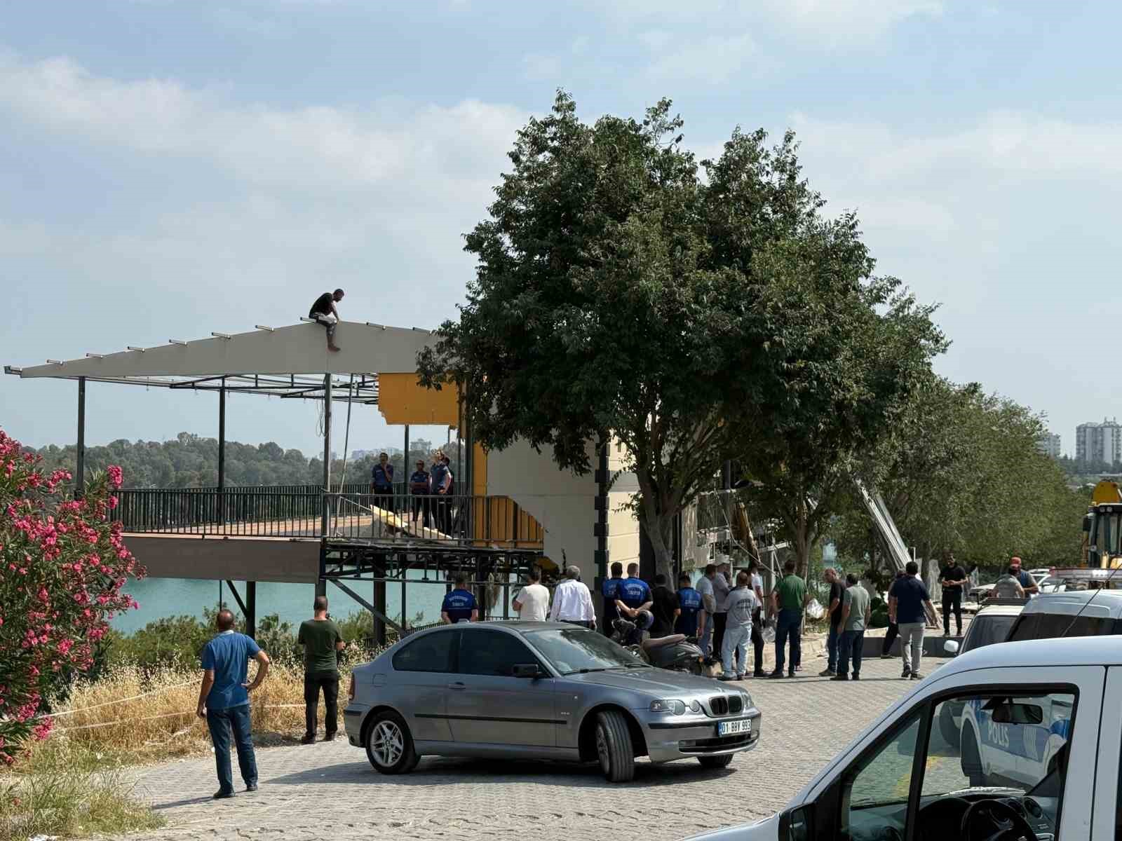 Adana’da yıkım gerginliği
