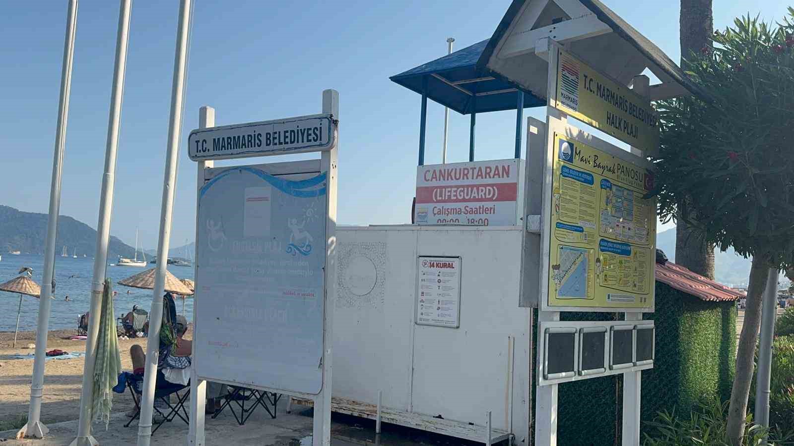 Marmaris’te Mavi bayraklı halk plajında cankurtaranlar göreve başladı

